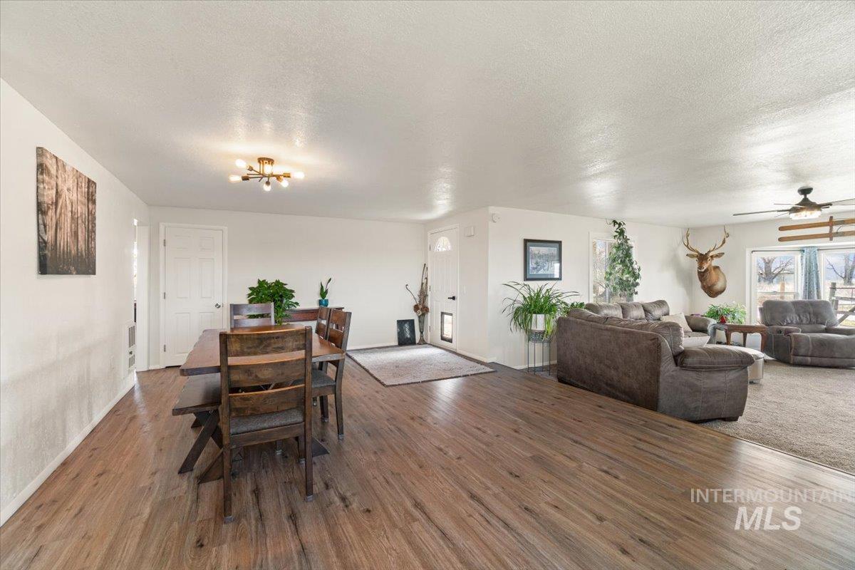 5704 W Highway 52