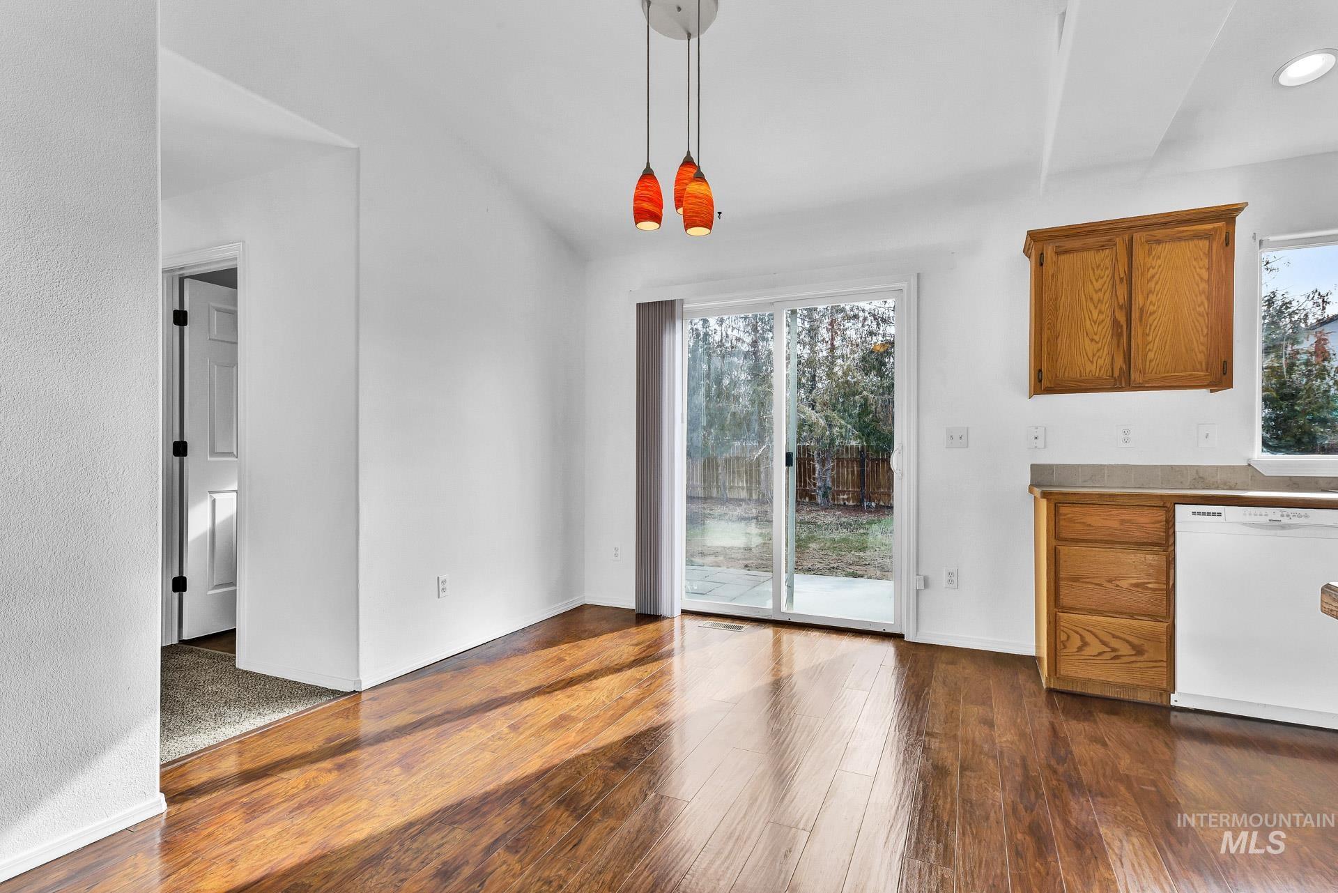 4203 E Lanager Ct