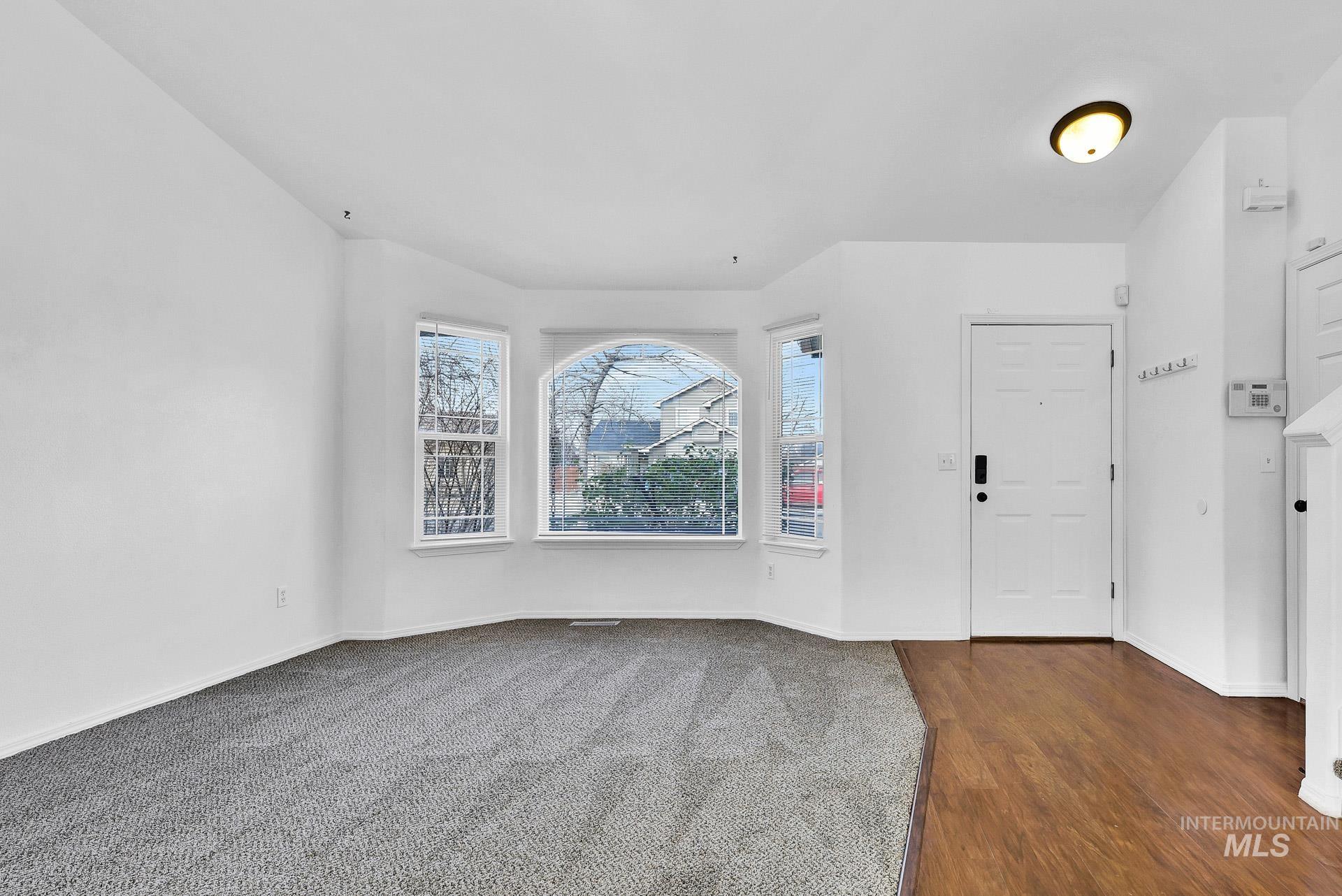 4203 E Lanager Ct