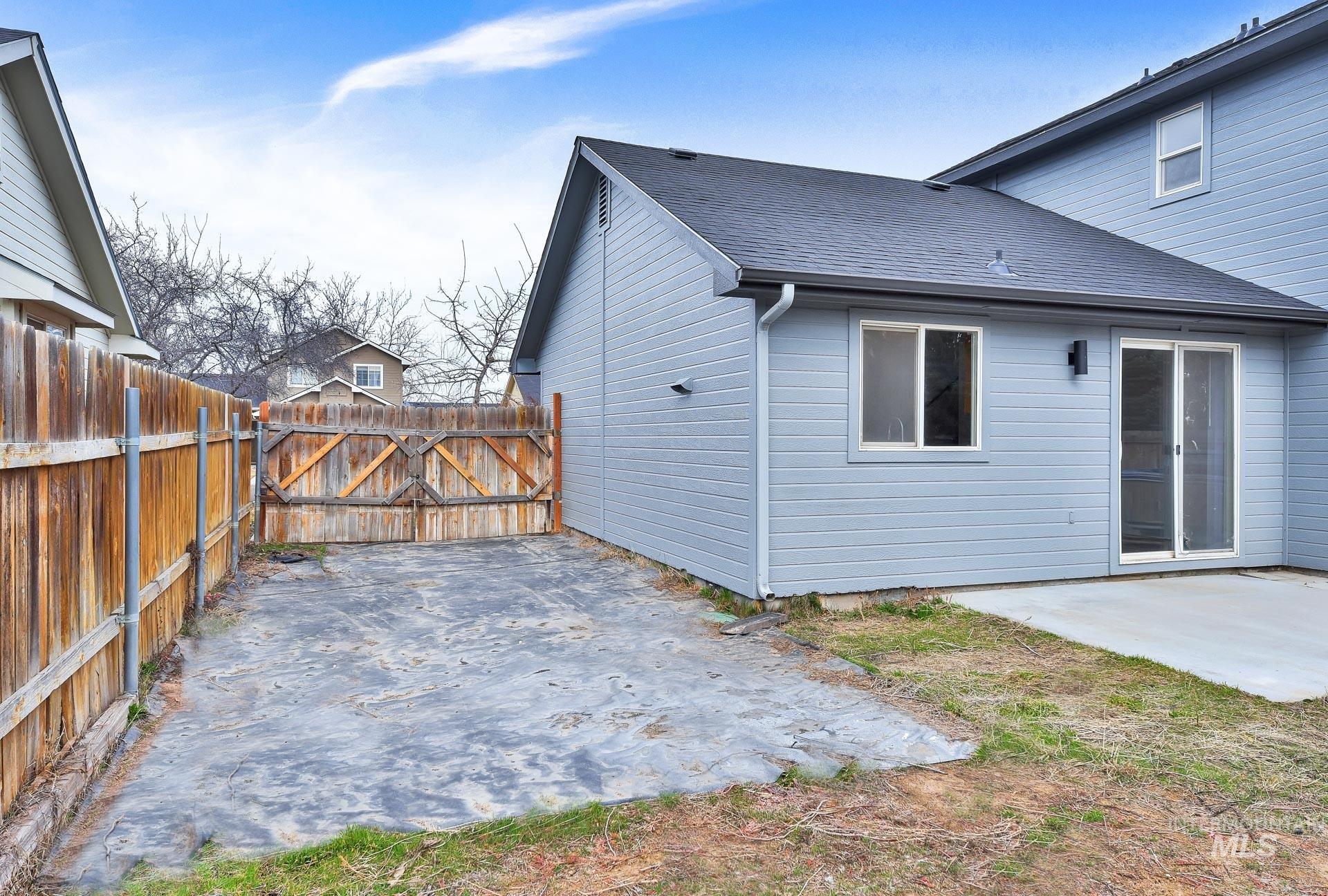 4203 E Lanager Ct