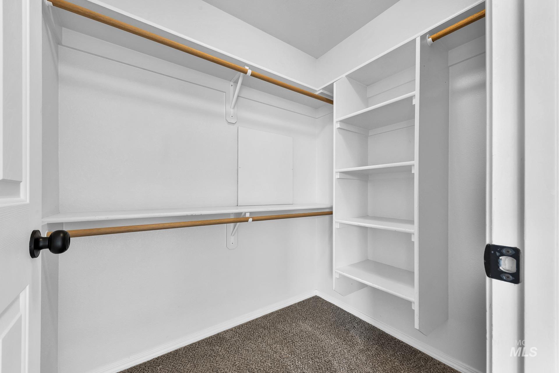4203 E Lanager Ct