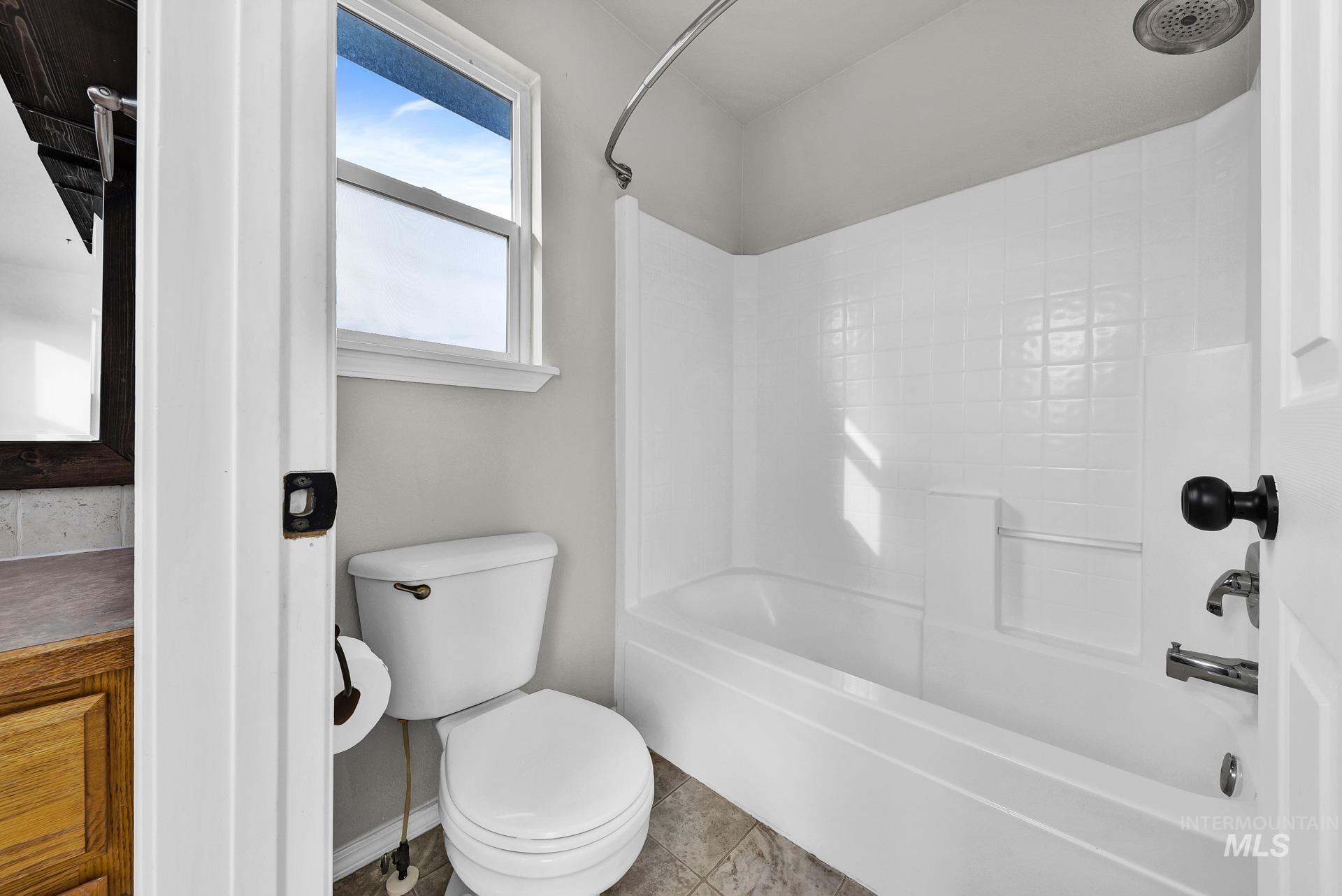 4203 E Lanager Ct