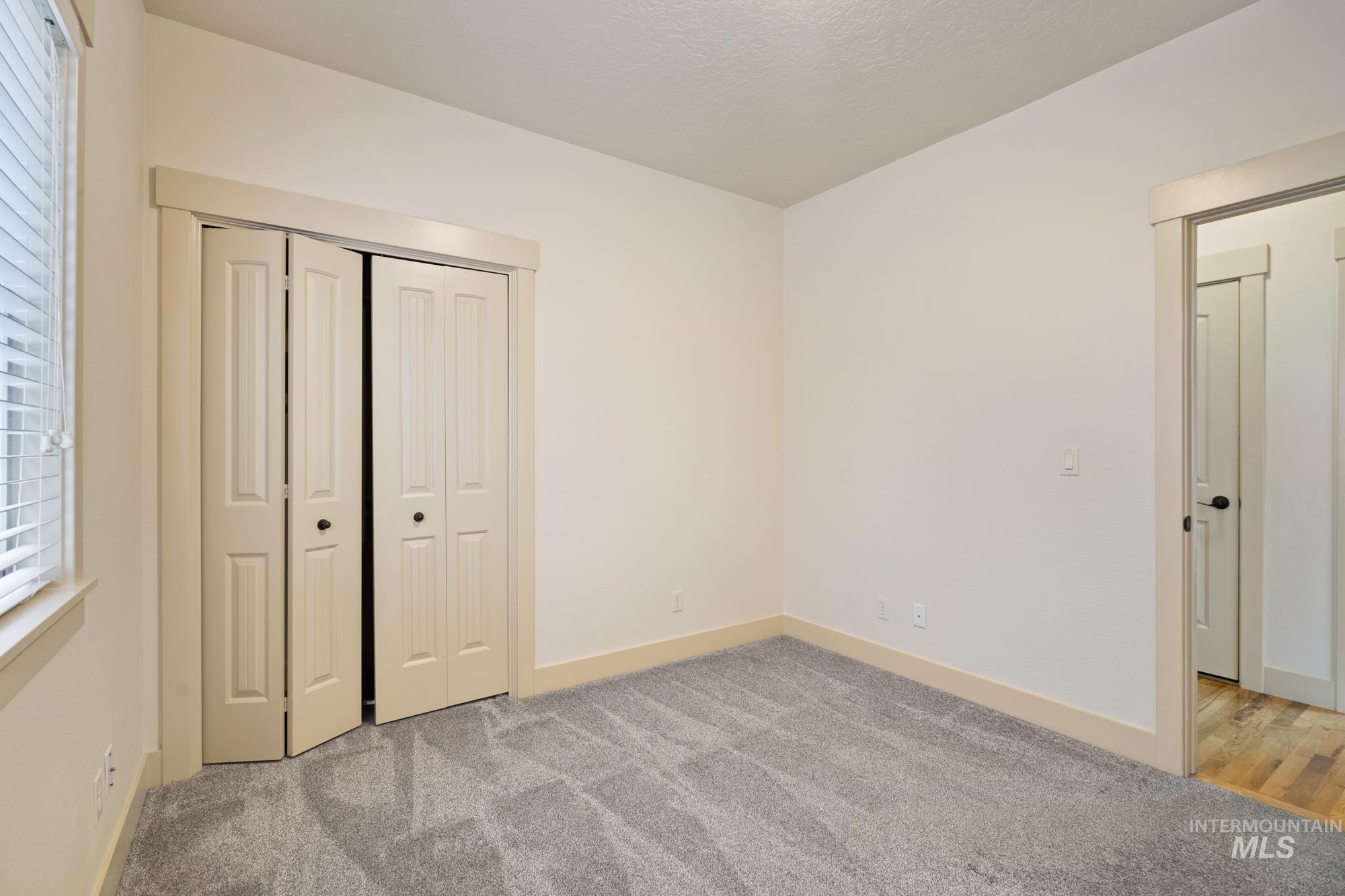 2583 E Satterfield Street