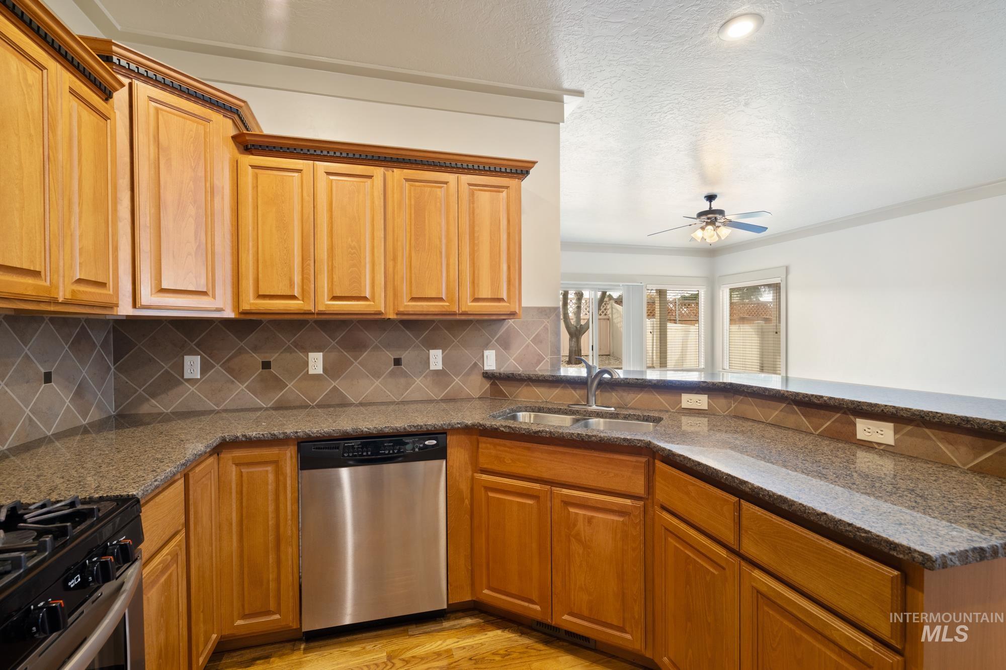 2583 E Satterfield Street