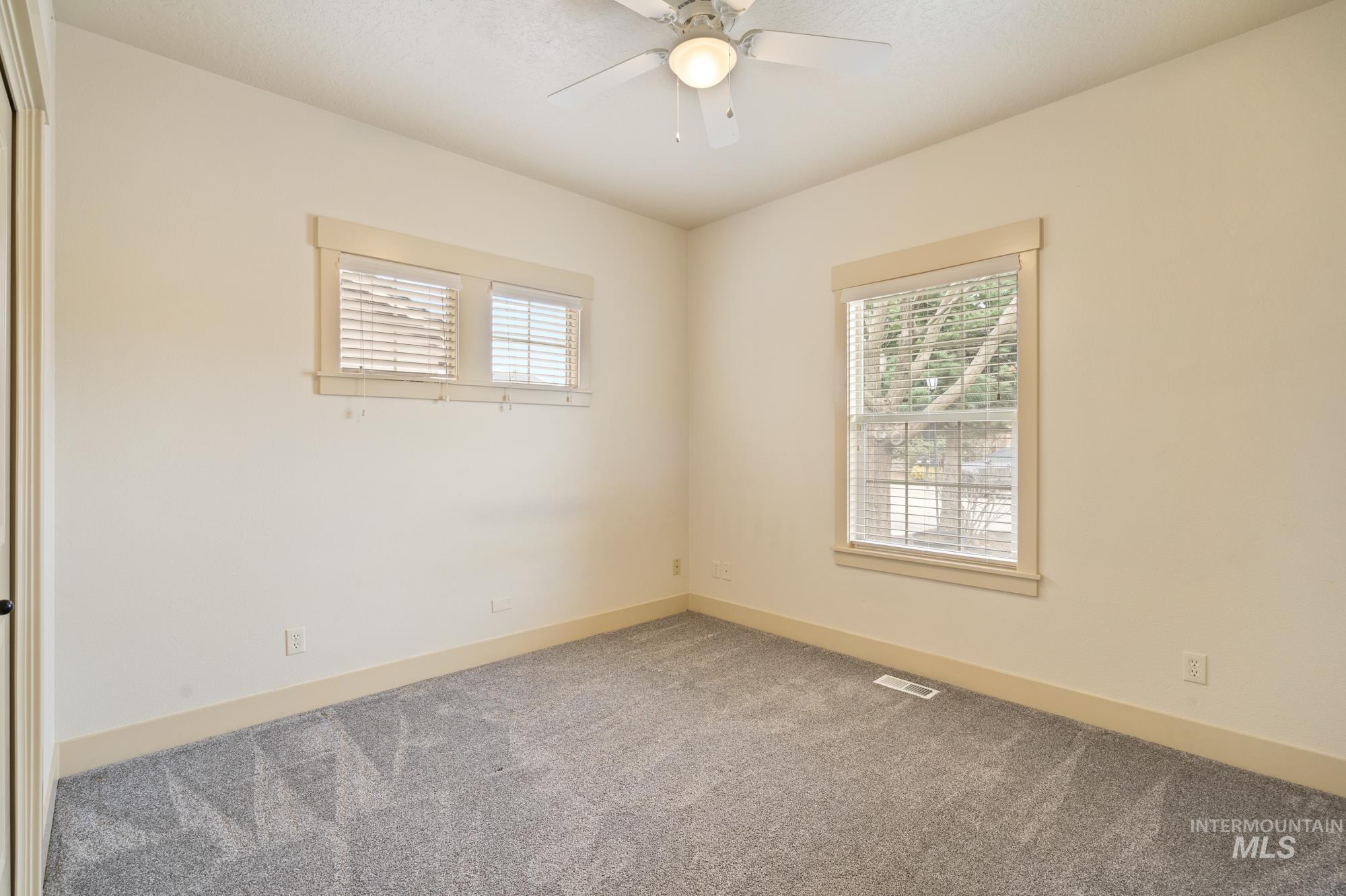 2583 E Satterfield Street