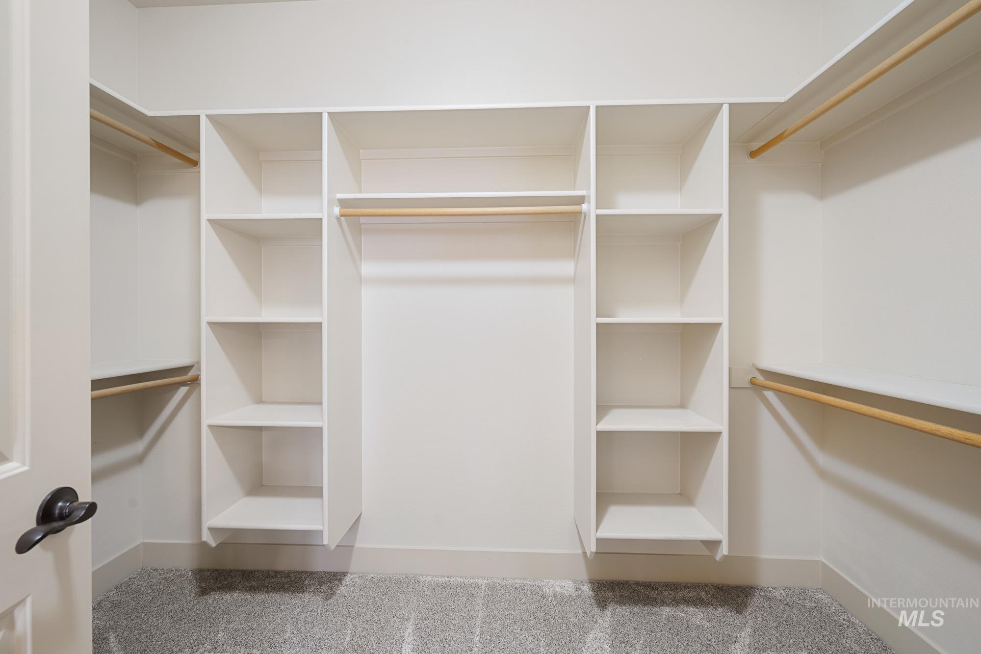 2583 E Satterfield Street