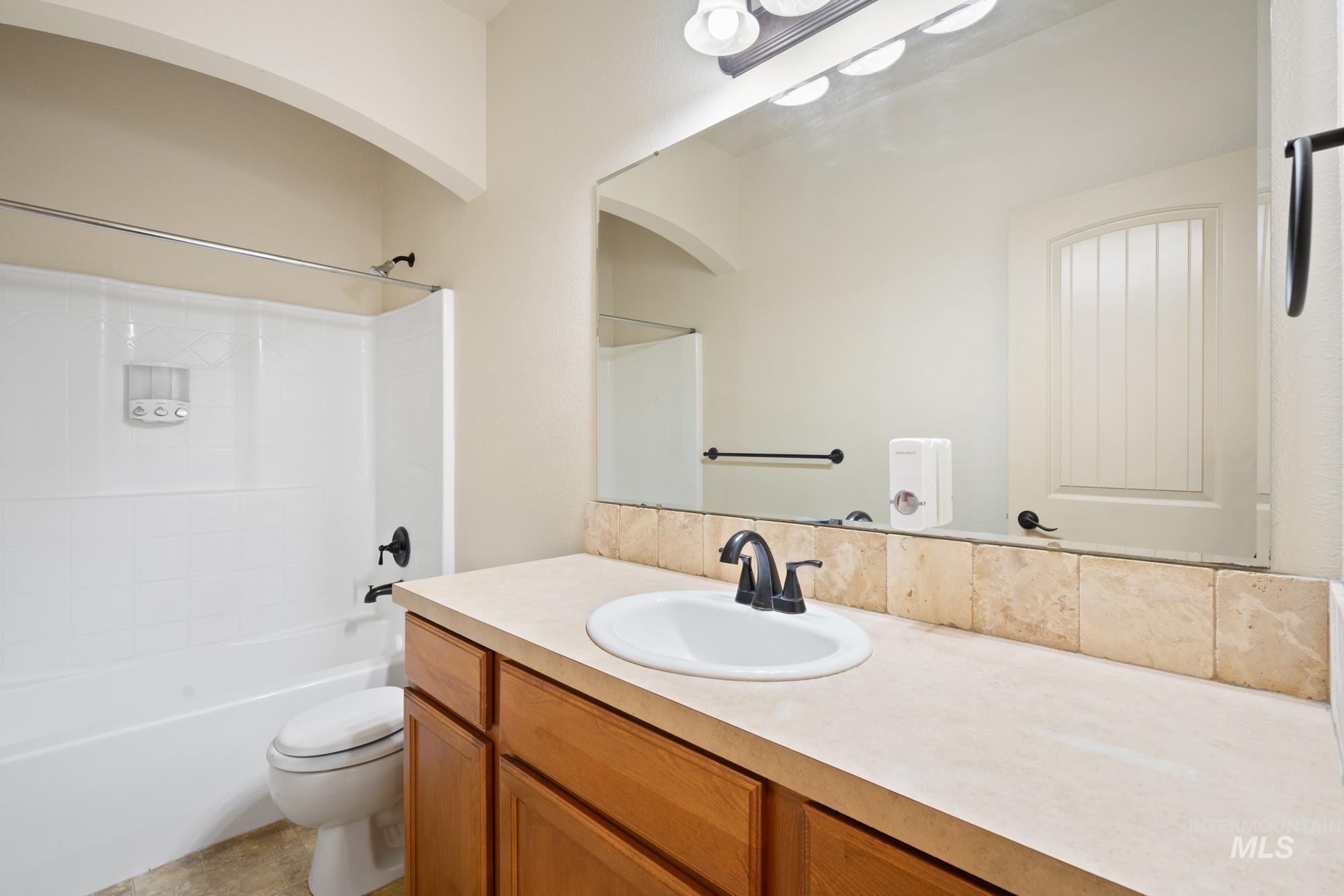 2583 E Satterfield Street