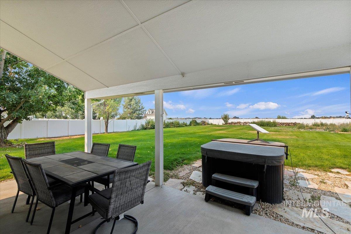 6185 N Serenity Lane