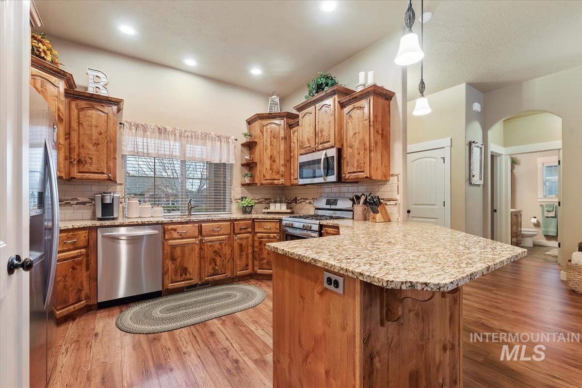 1411 W Raelin Drive