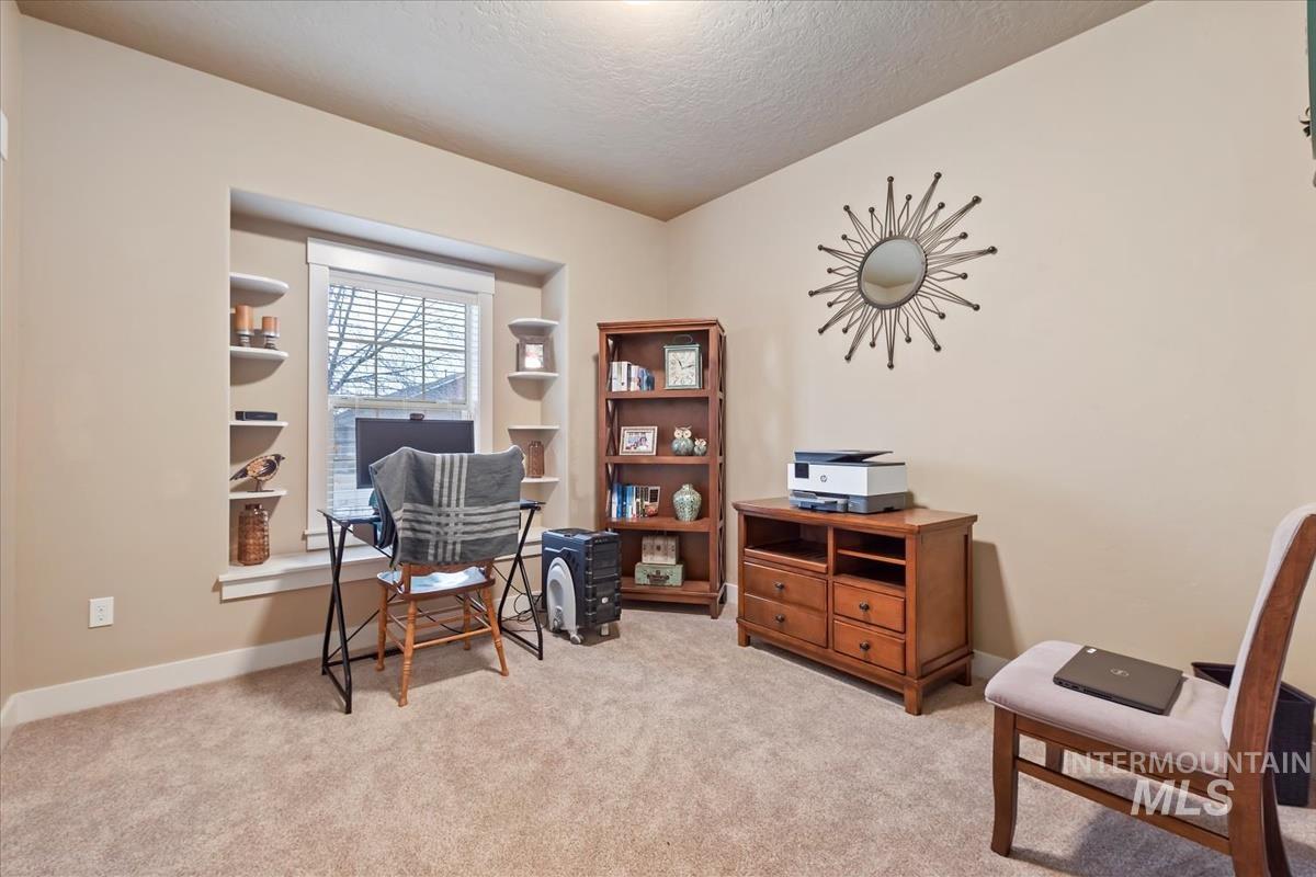 1411 W Raelin Drive