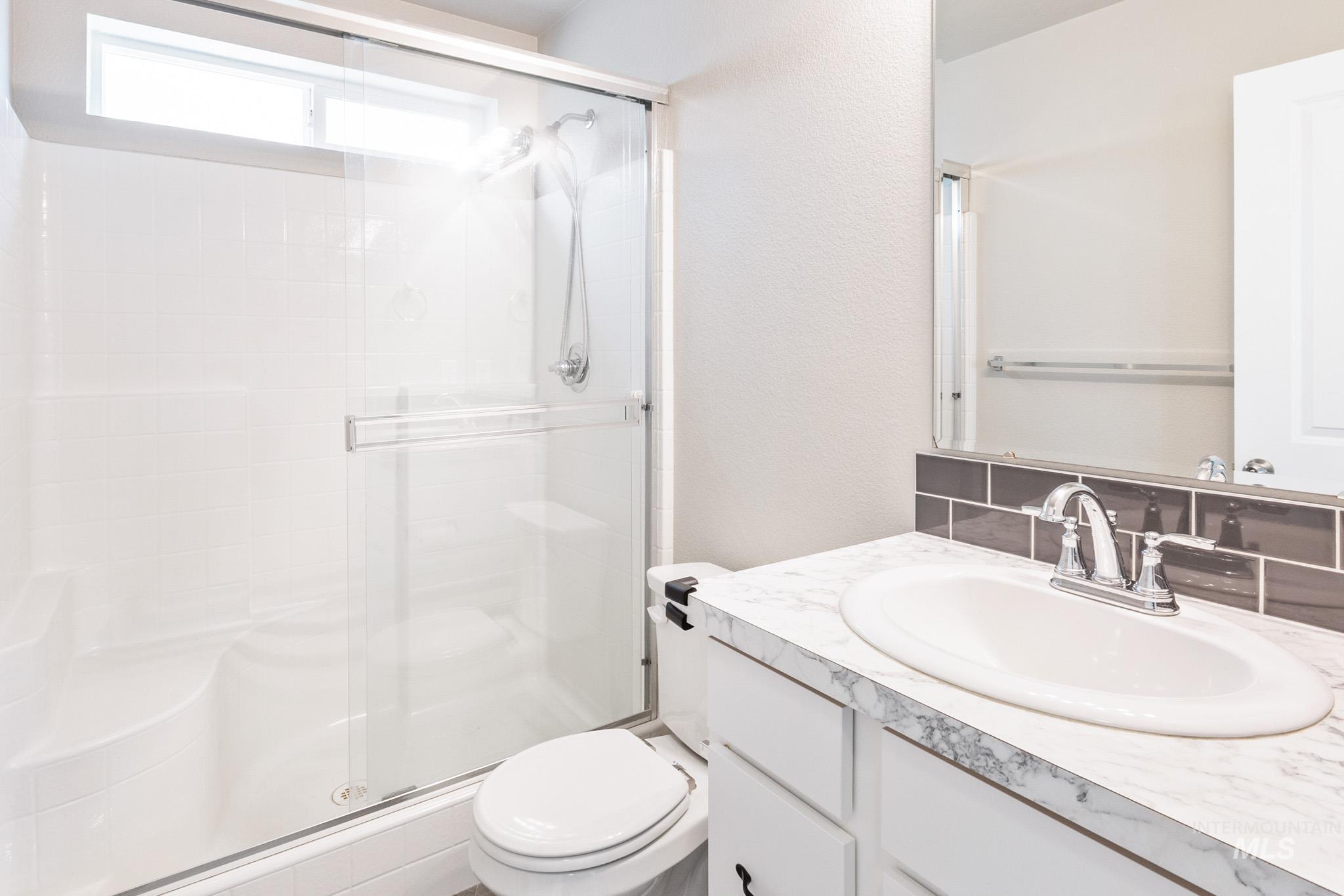 3990 E Hawk Ridge Dr.