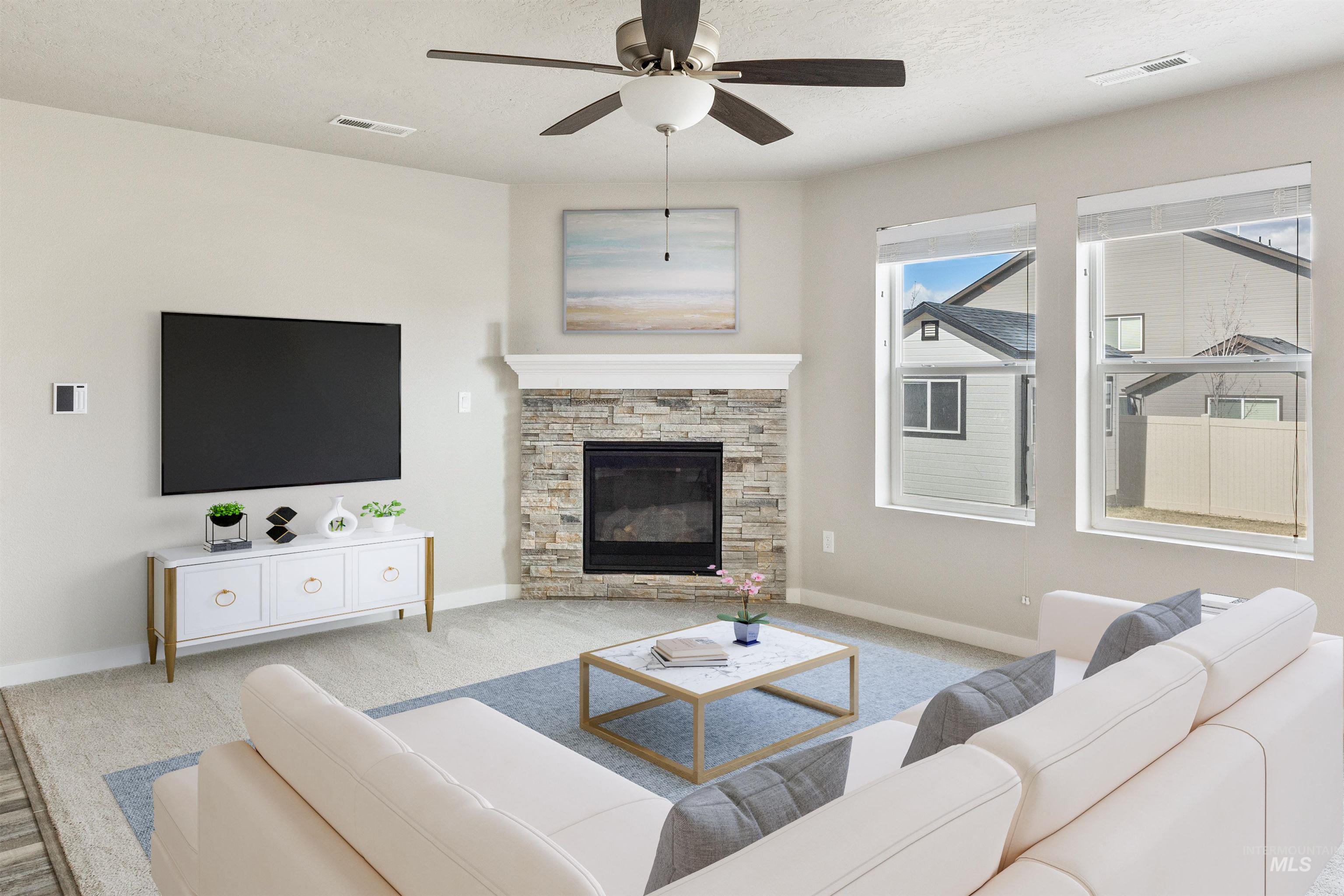 3990 E Hawk Ridge Dr.