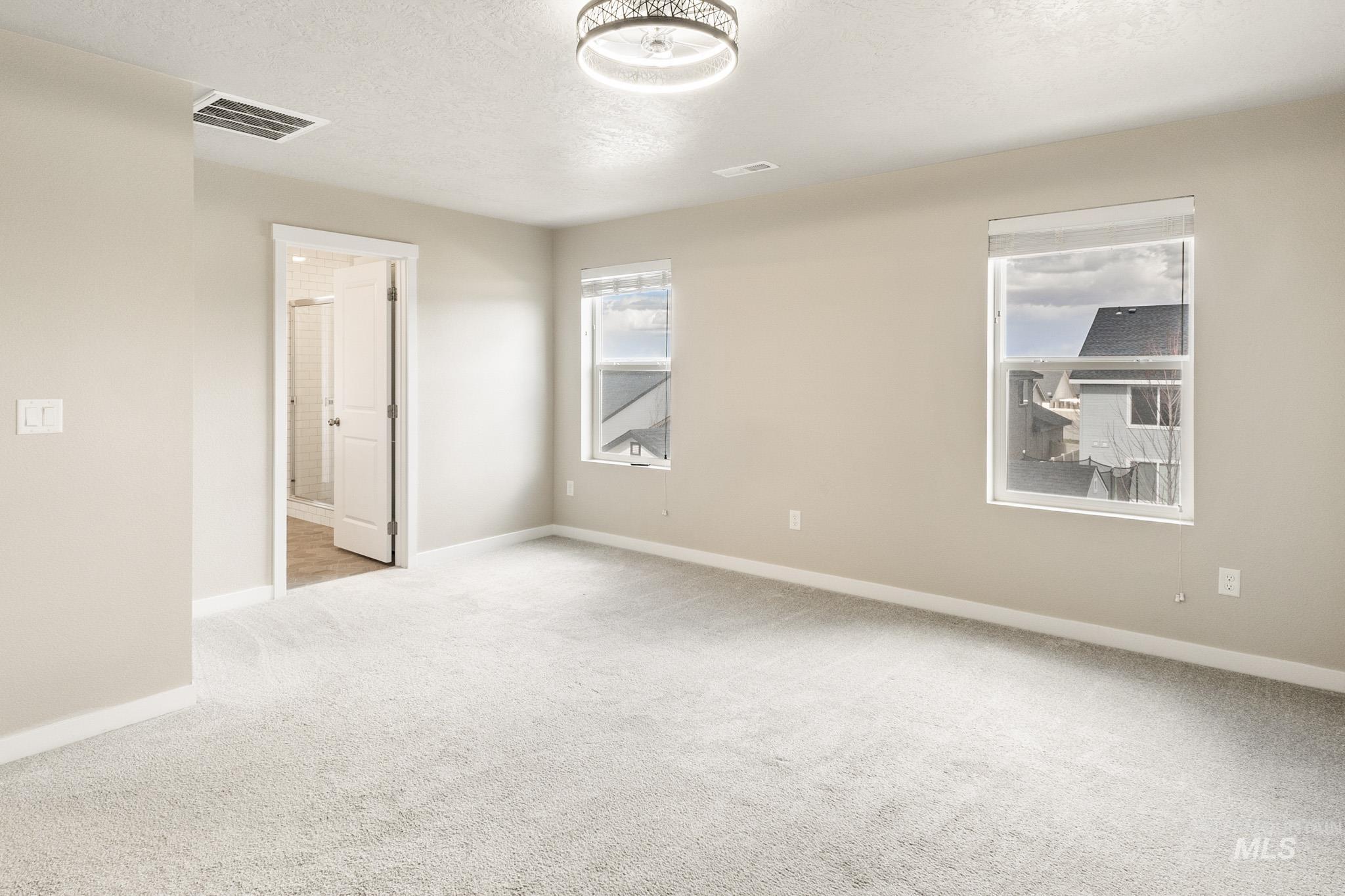 3990 E Hawk Ridge Dr.