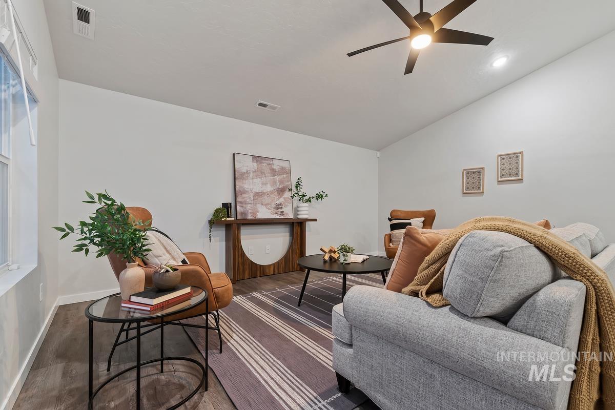 18328 N Camas Creek Ave