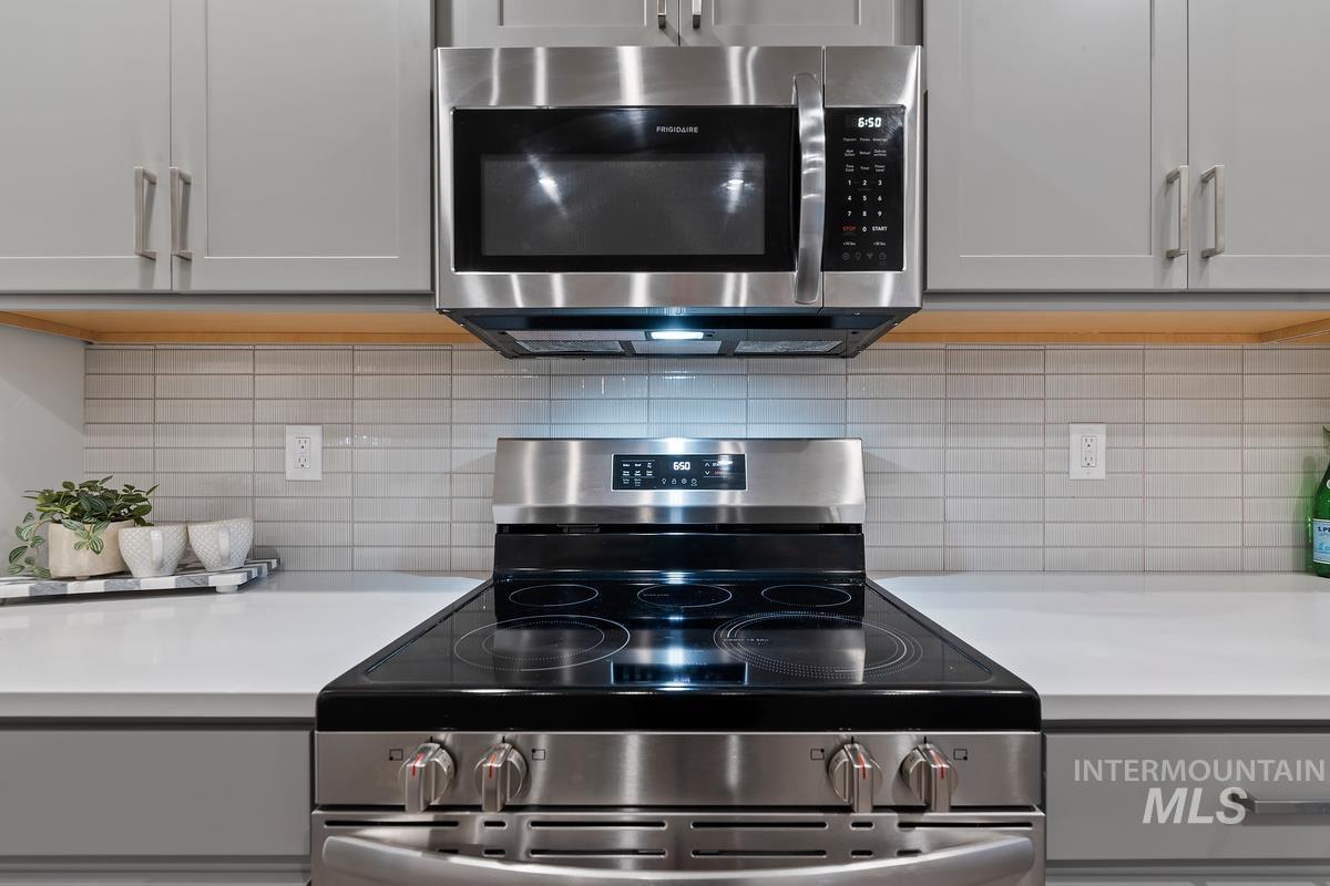 18328 N Camas Creek Ave