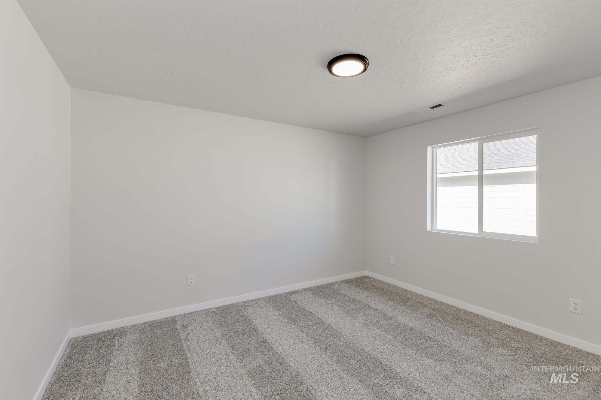 5273 E Burnte Peak St