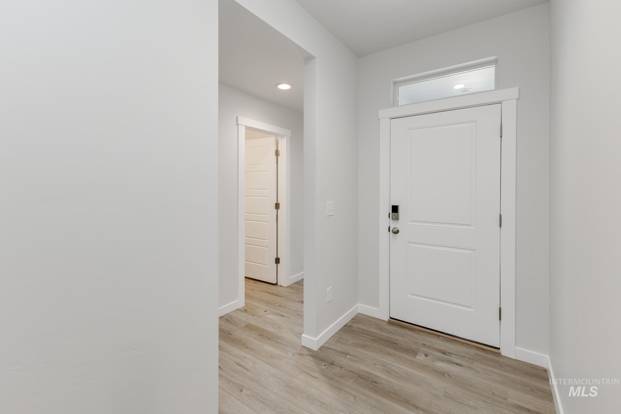 5273 E Burnte Peak St