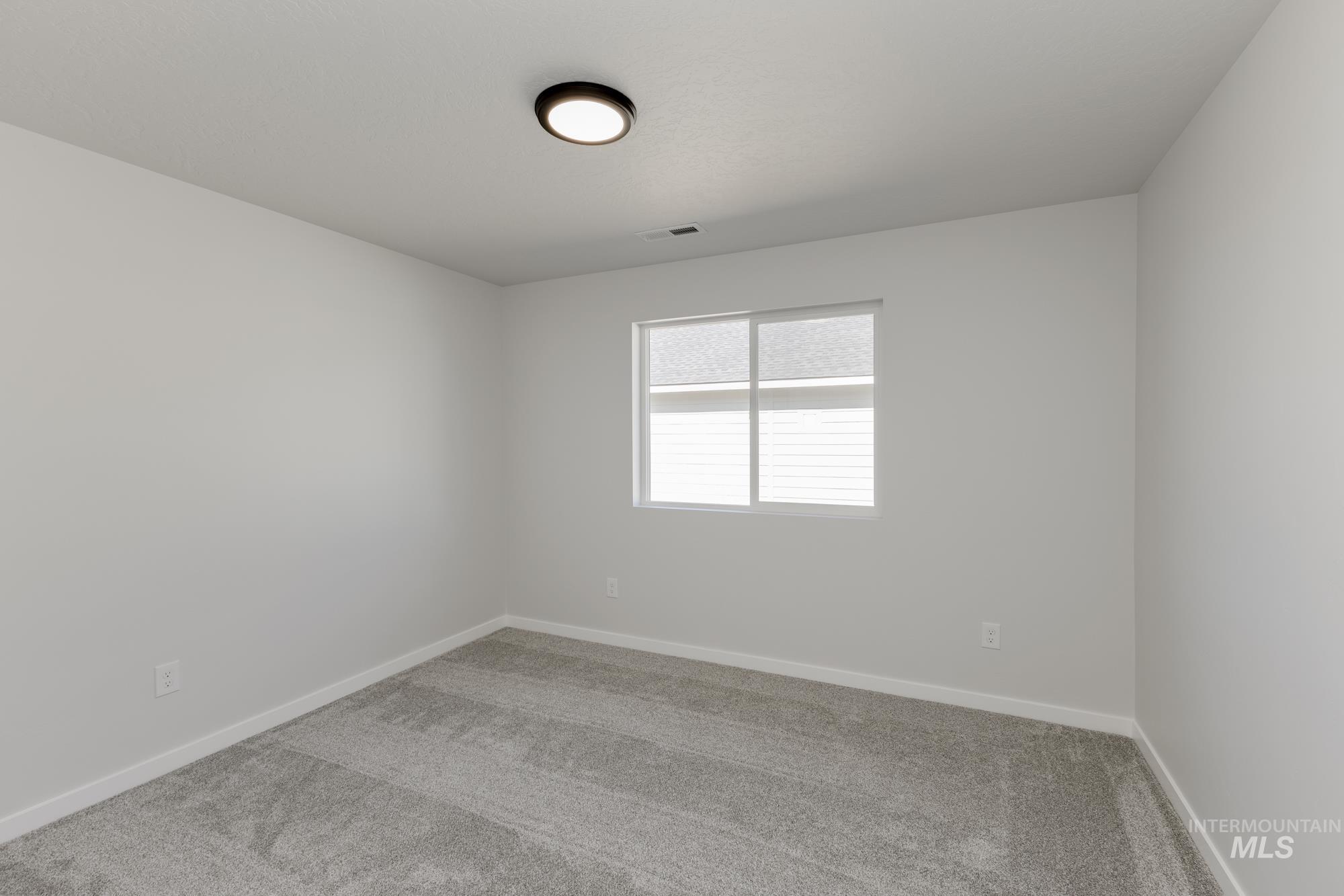 5273 E Burnte Peak St