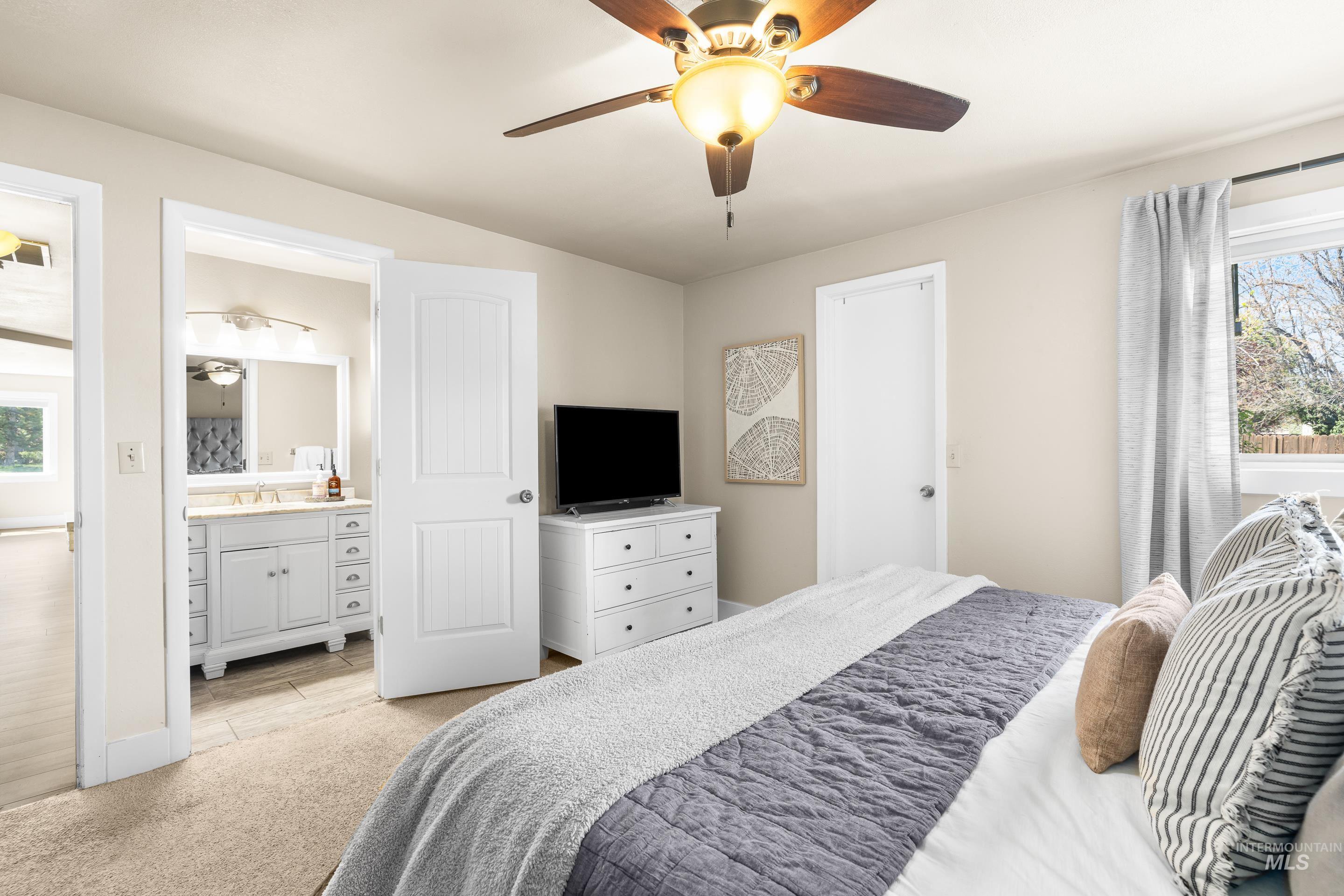 3473 S Minuteman Way