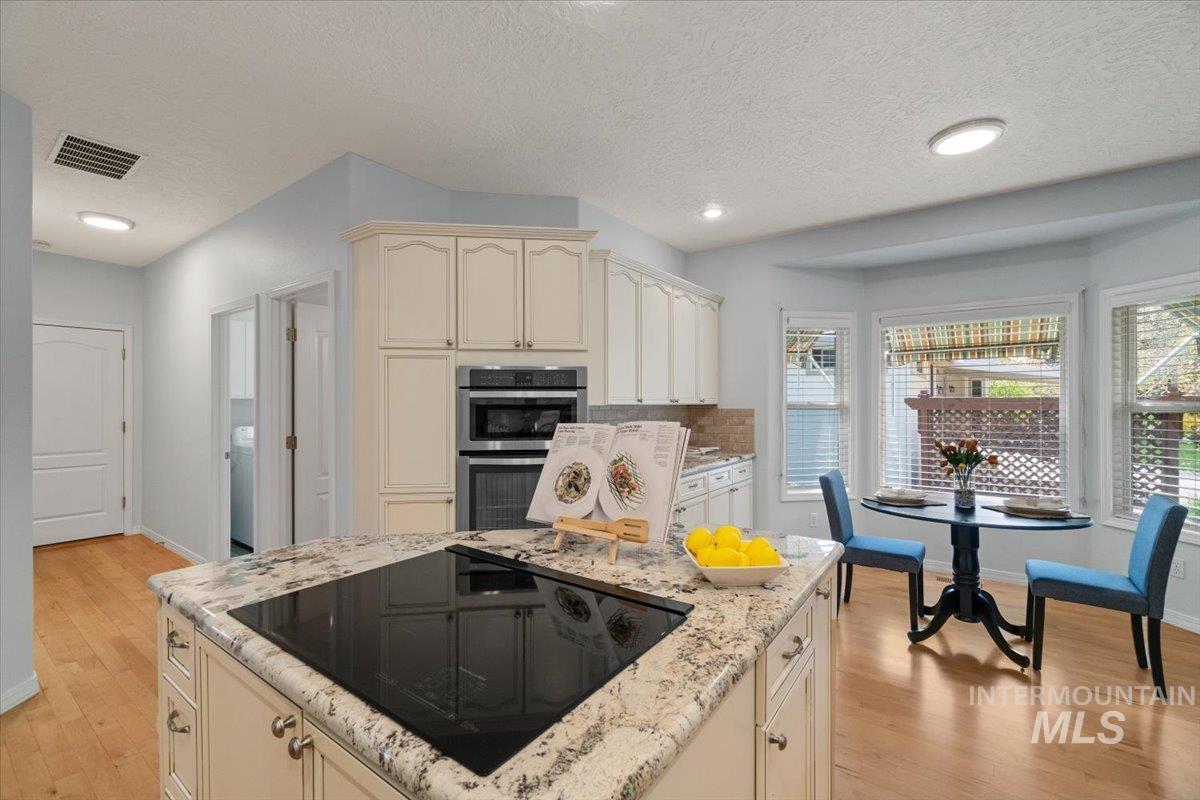 1815 N Princeton Way