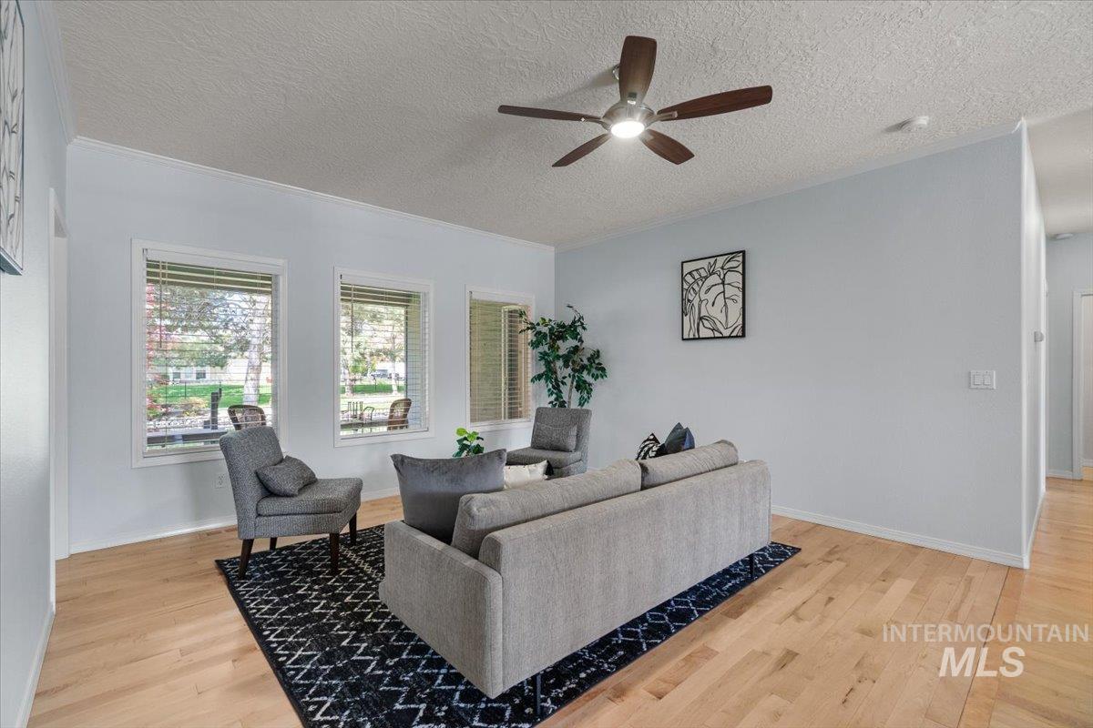 1815 N Princeton Way