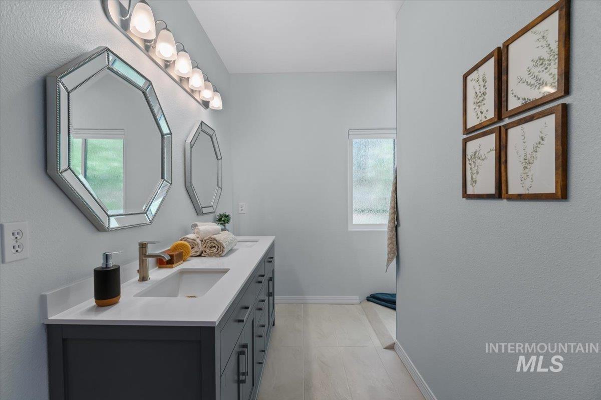 1815 N Princeton Way