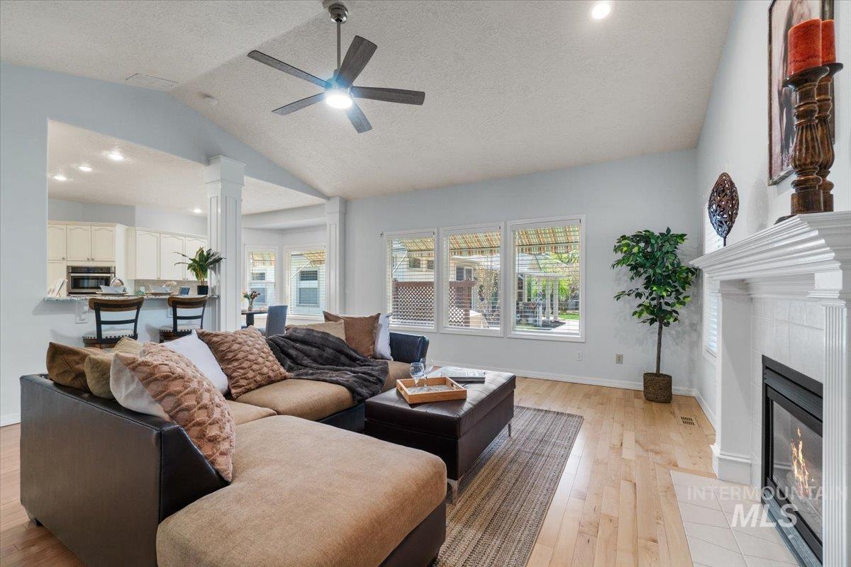 1815 N Princeton Way