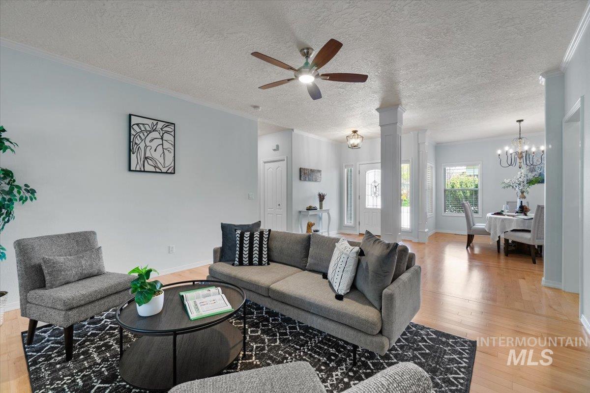 1815 N Princeton Way