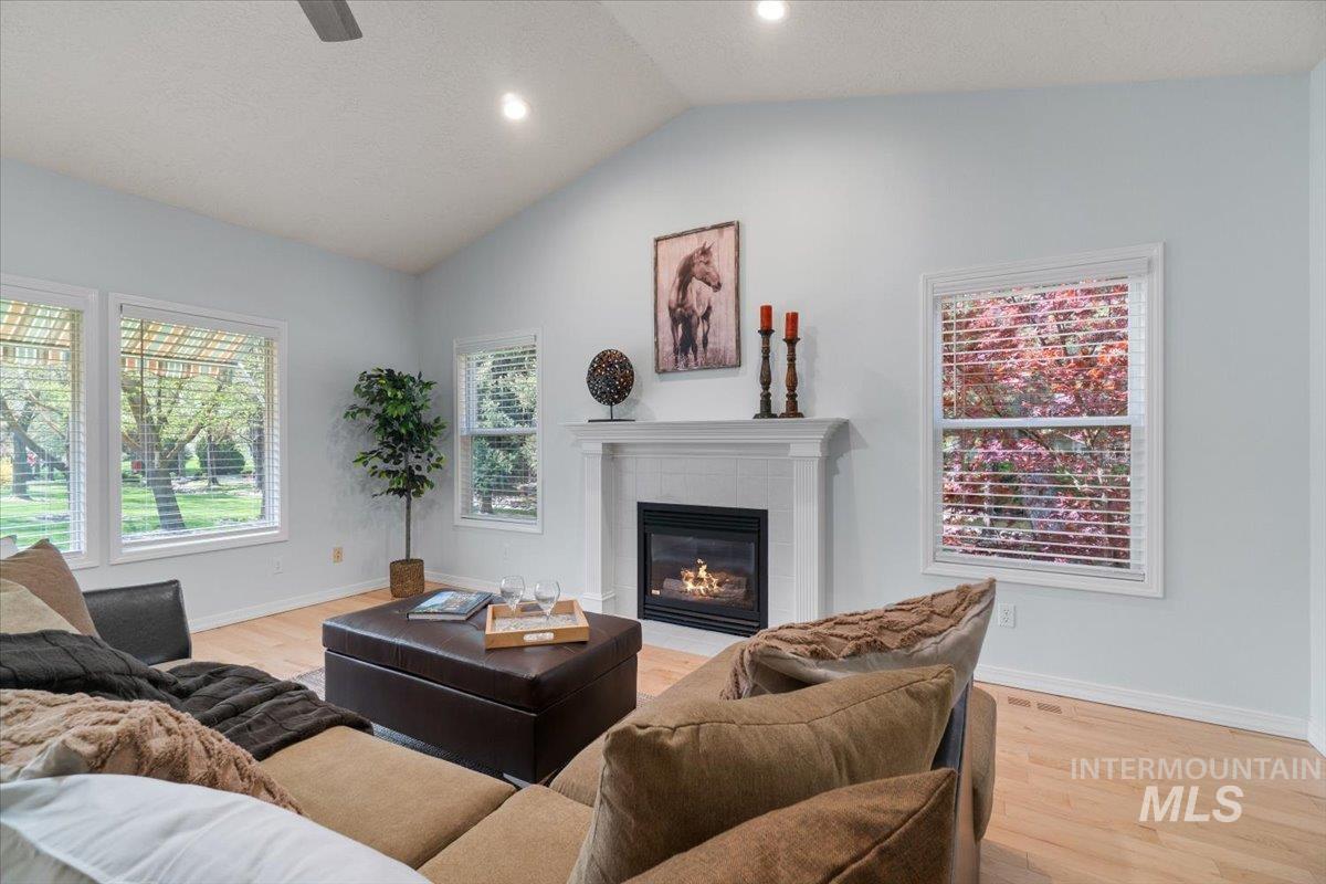 1815 N Princeton Way