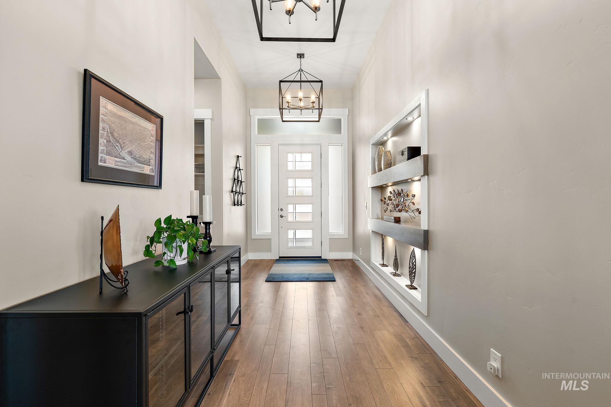 3022 Royal Vista Court