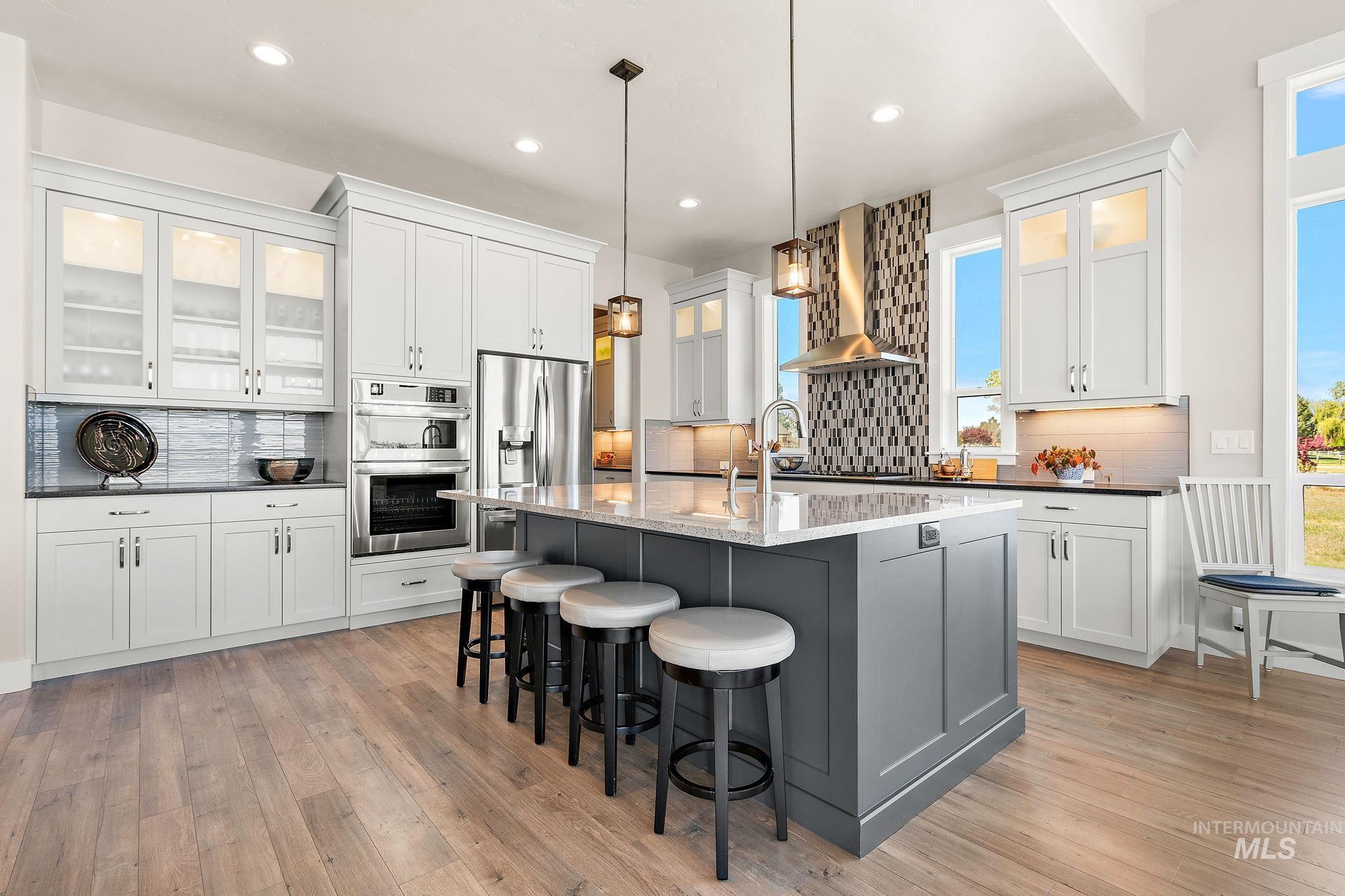3022 Royal Vista Court