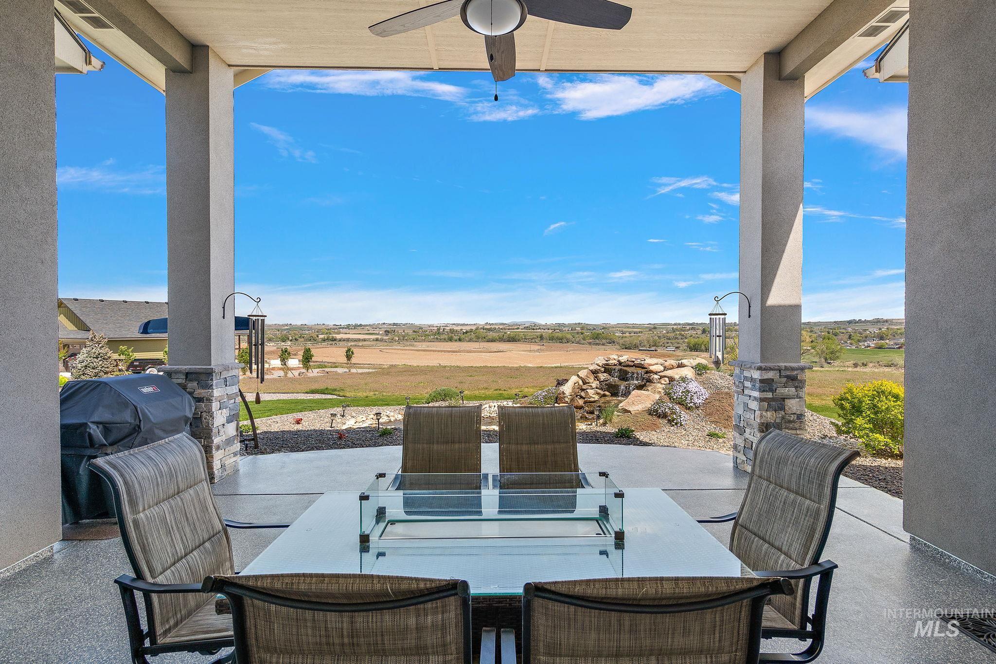 3022 Royal Vista Court