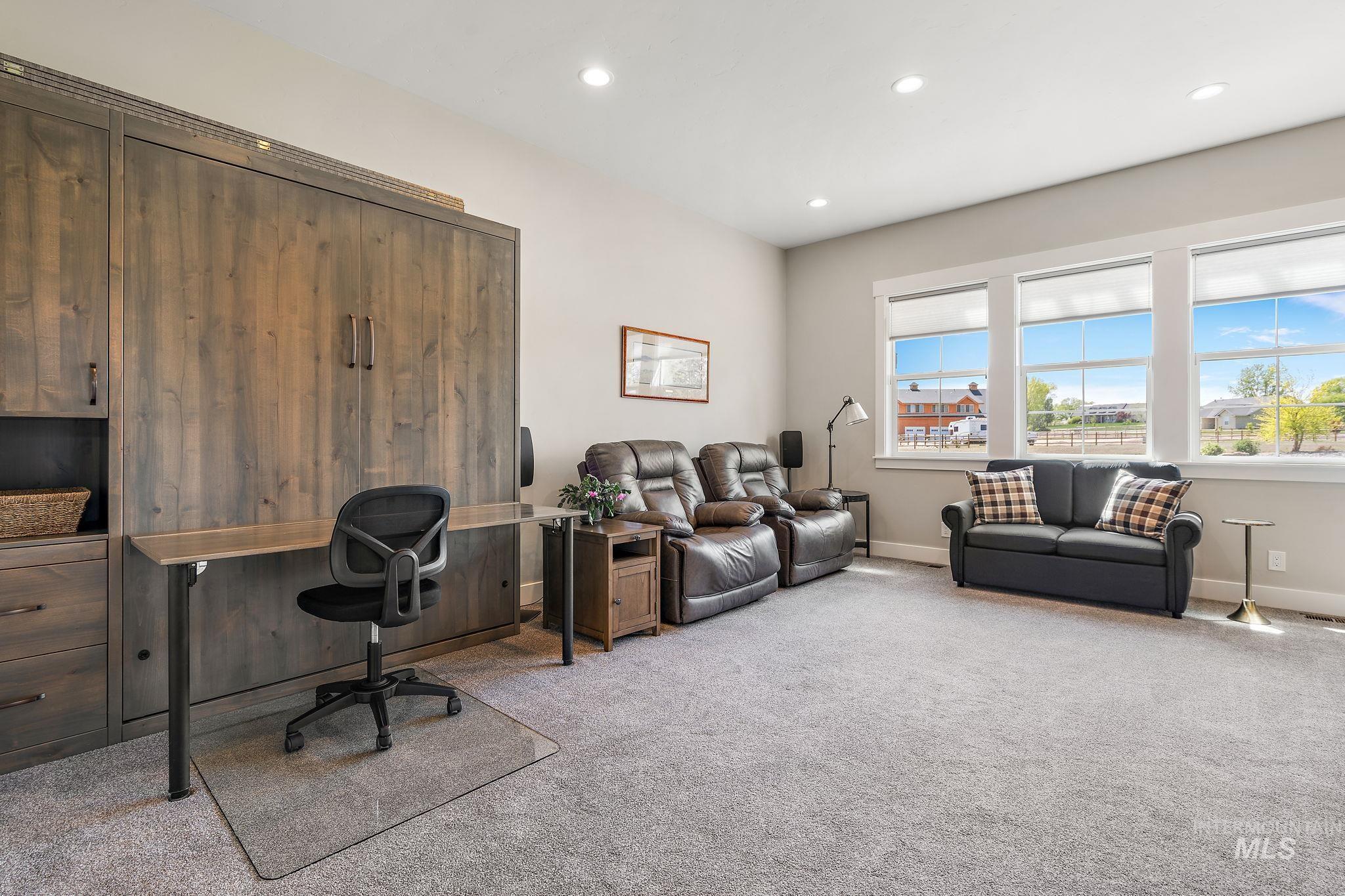 3022 Royal Vista Court