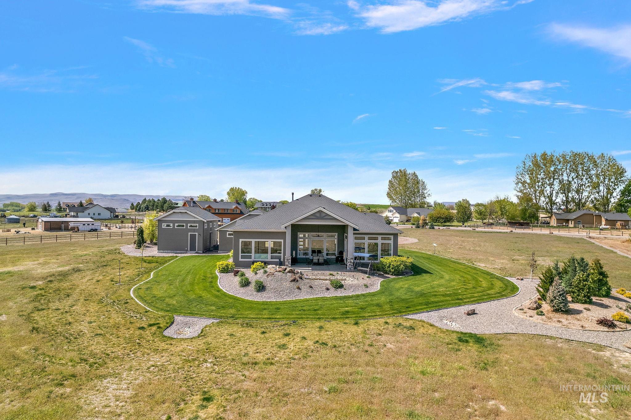 3022 Royal Vista Court