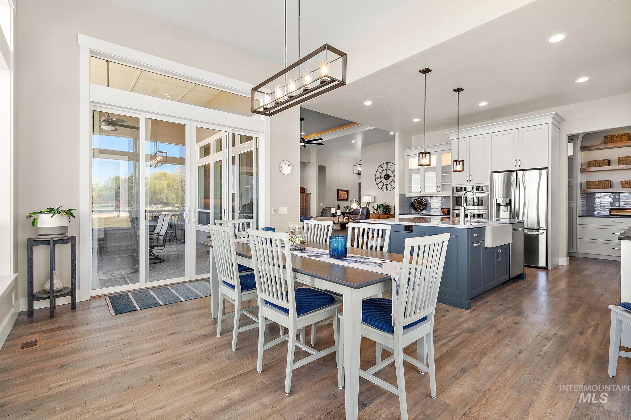 3022 Royal Vista Court