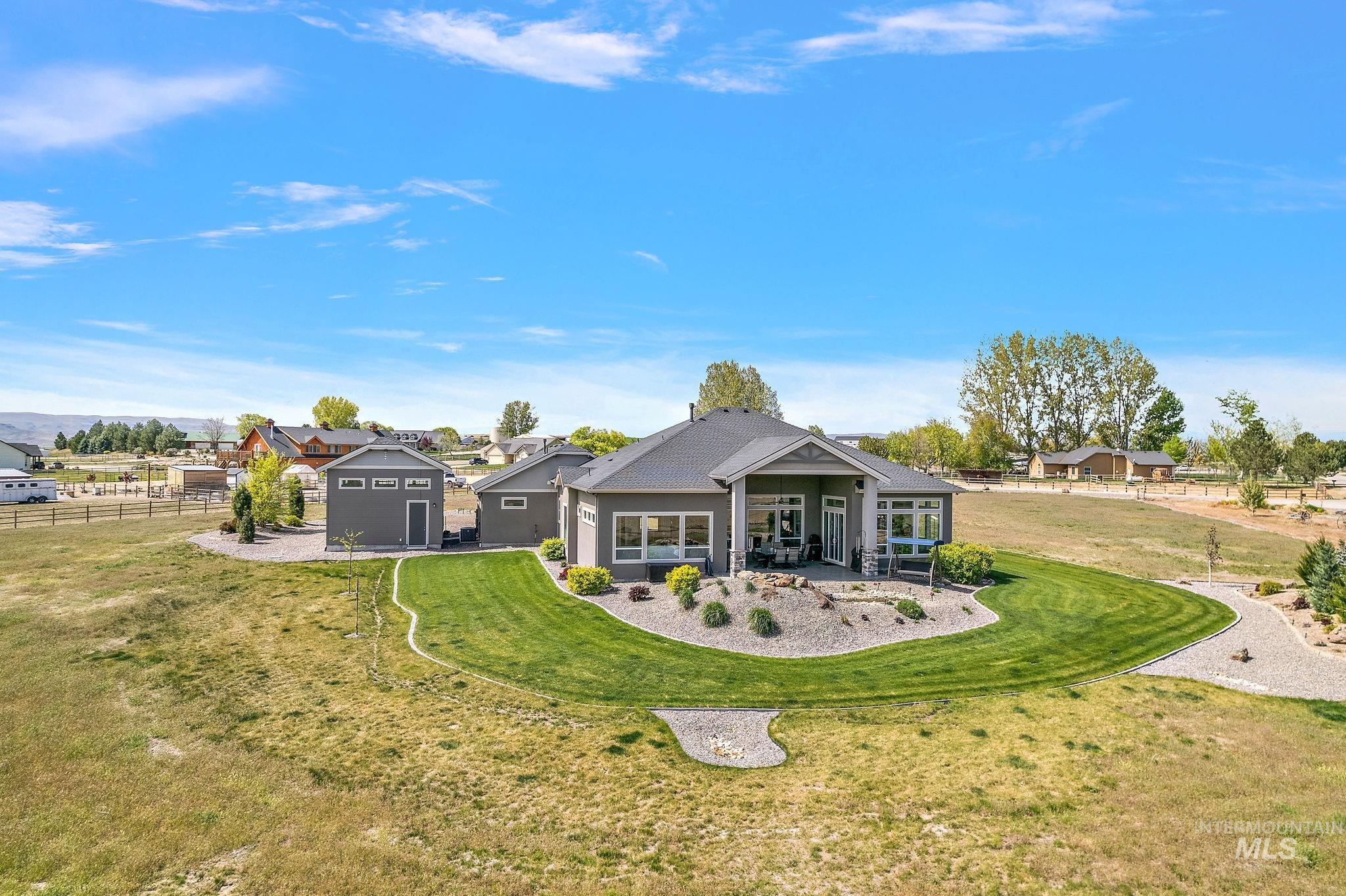3022 Royal Vista Court