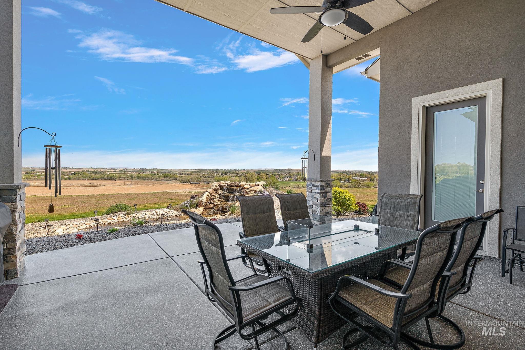 3022 Royal Vista Court