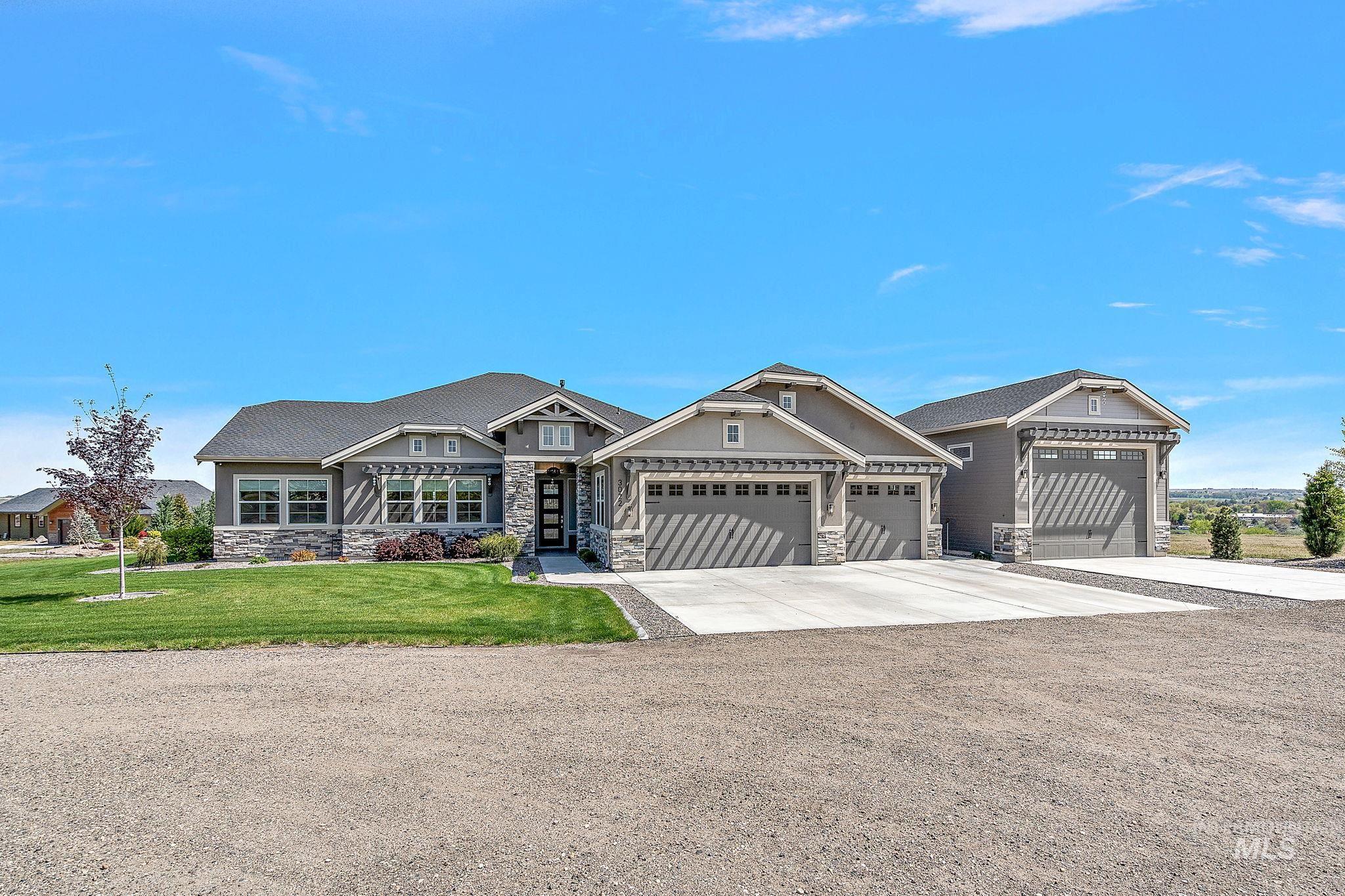 3022 Royal Vista Court
