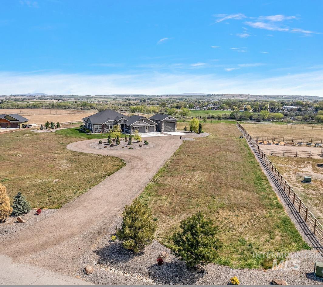 3022 Royal Vista Court