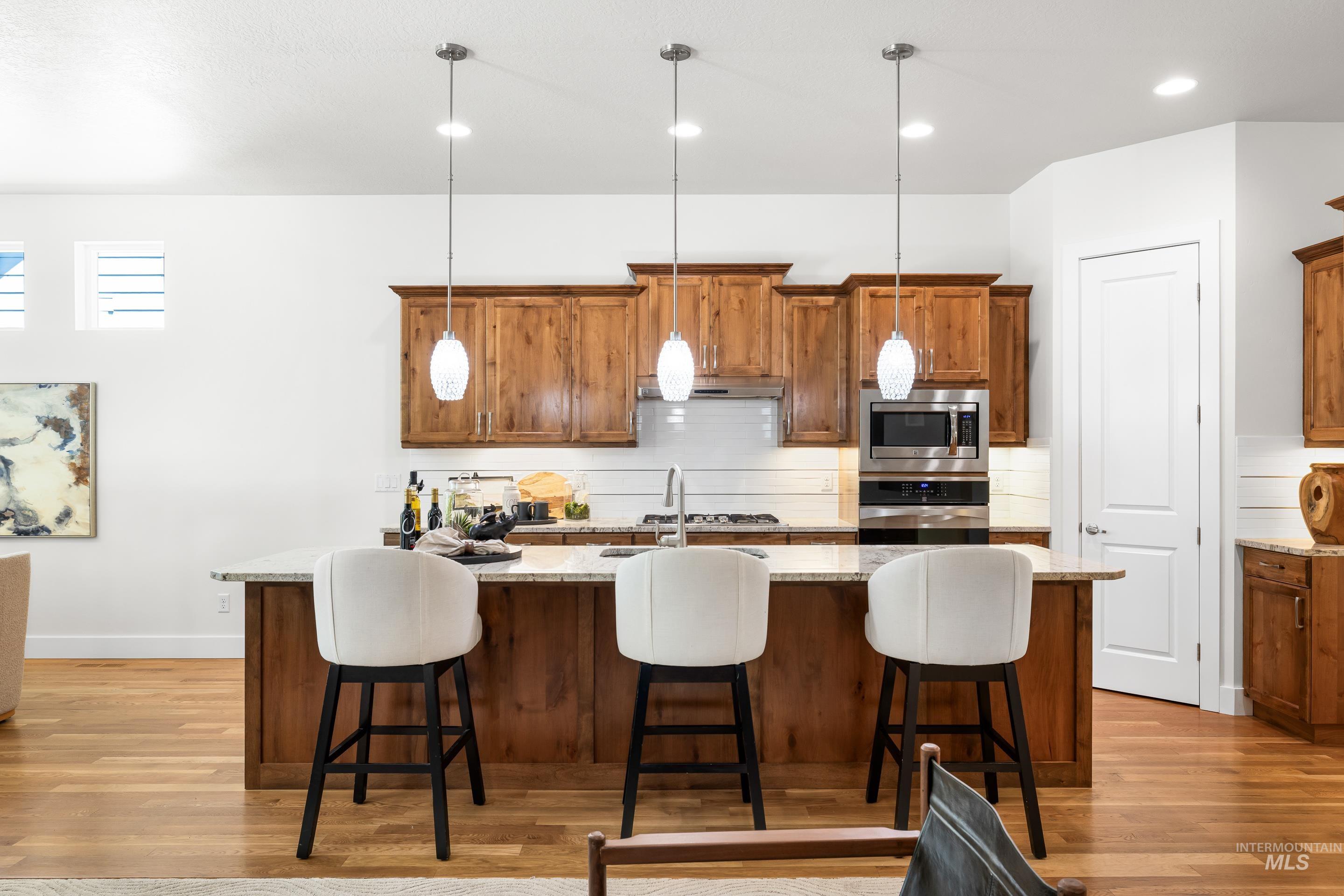 2481 S Creek Pointe Ln