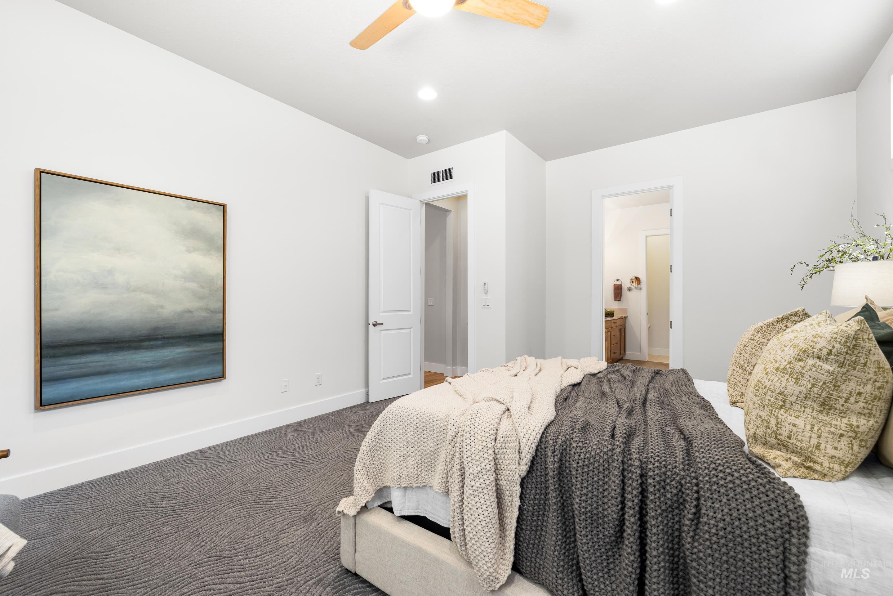 2481 S Creek Pointe Ln