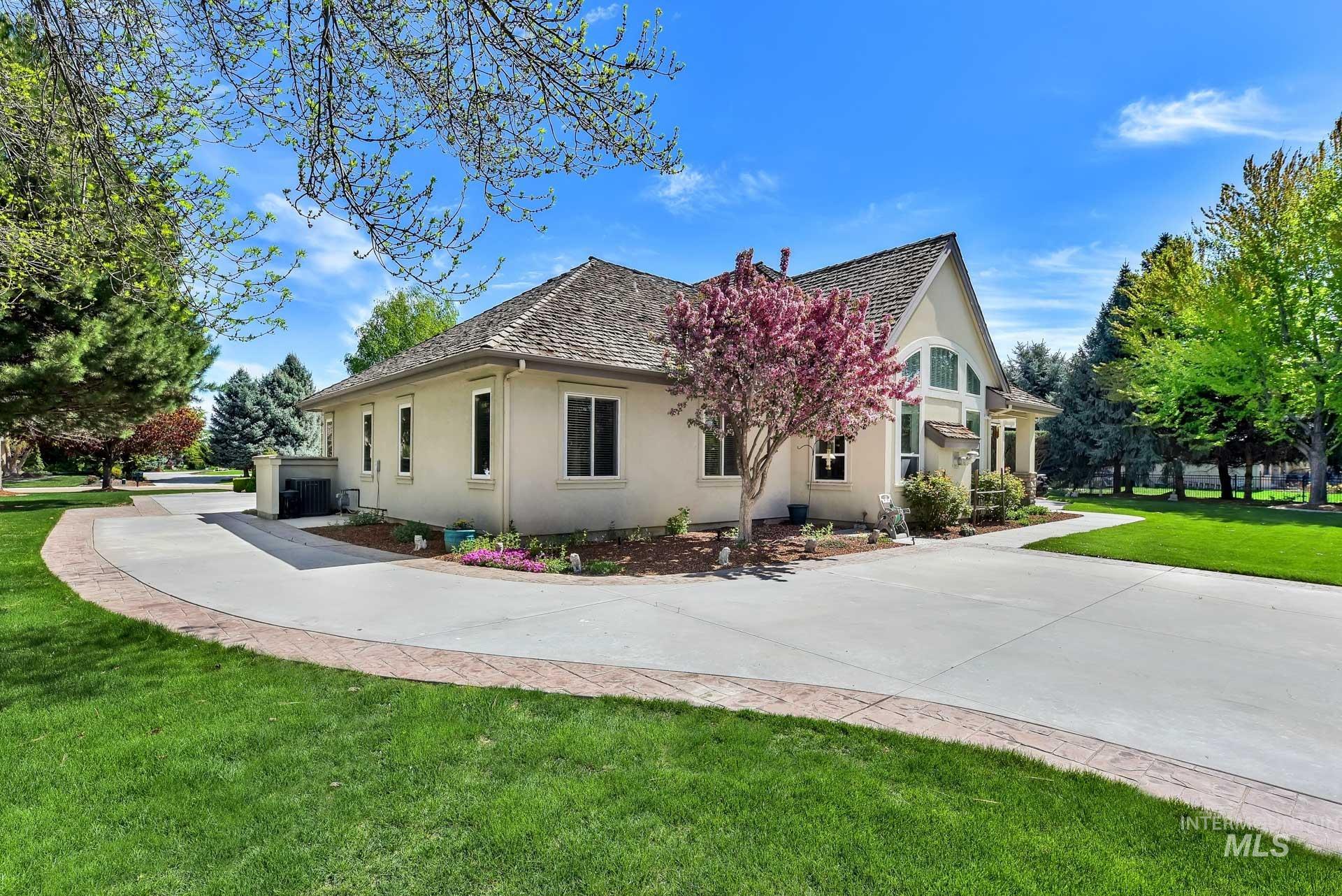 3011 W Balata Ct
