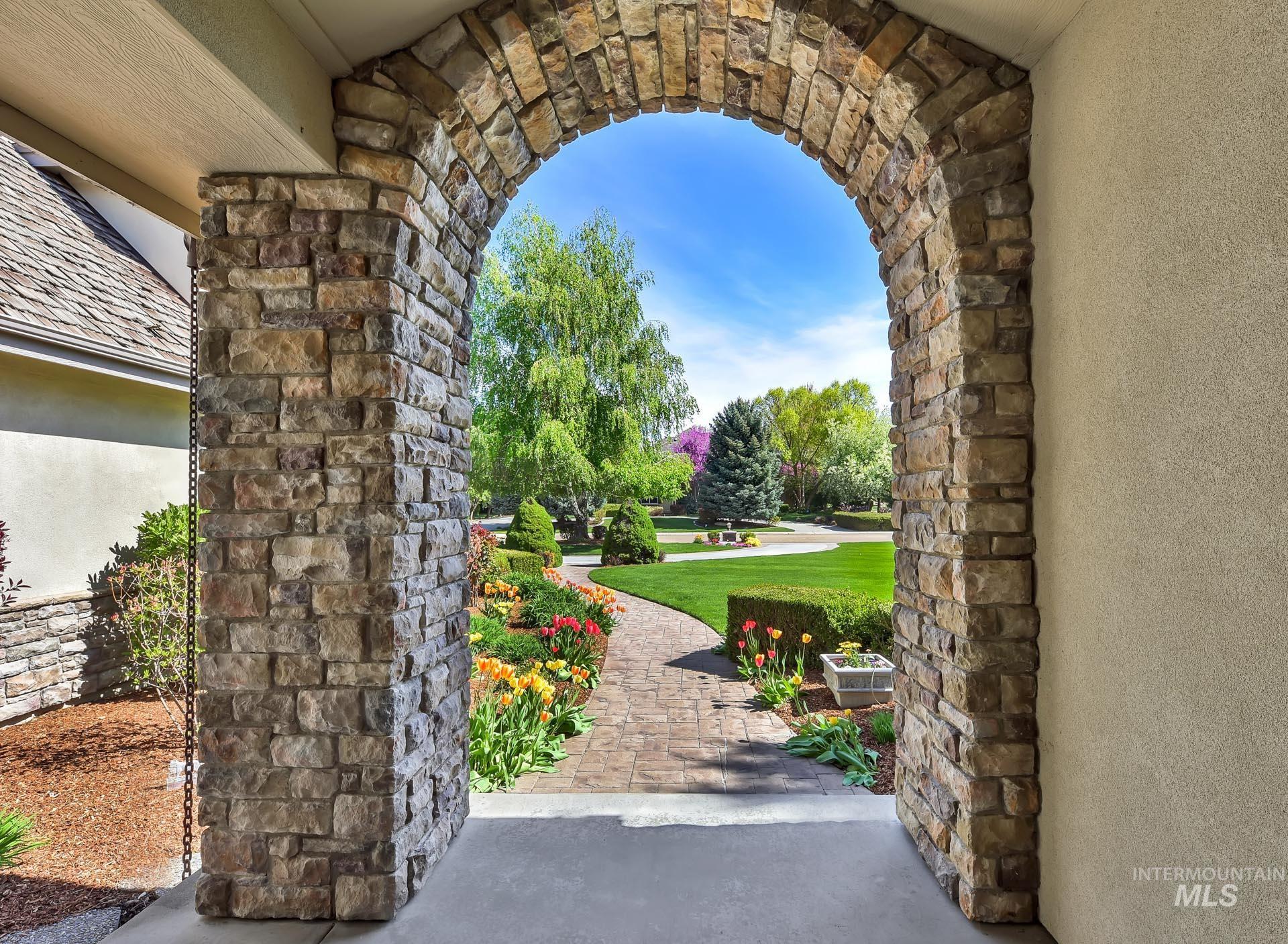 3011 W Balata Ct