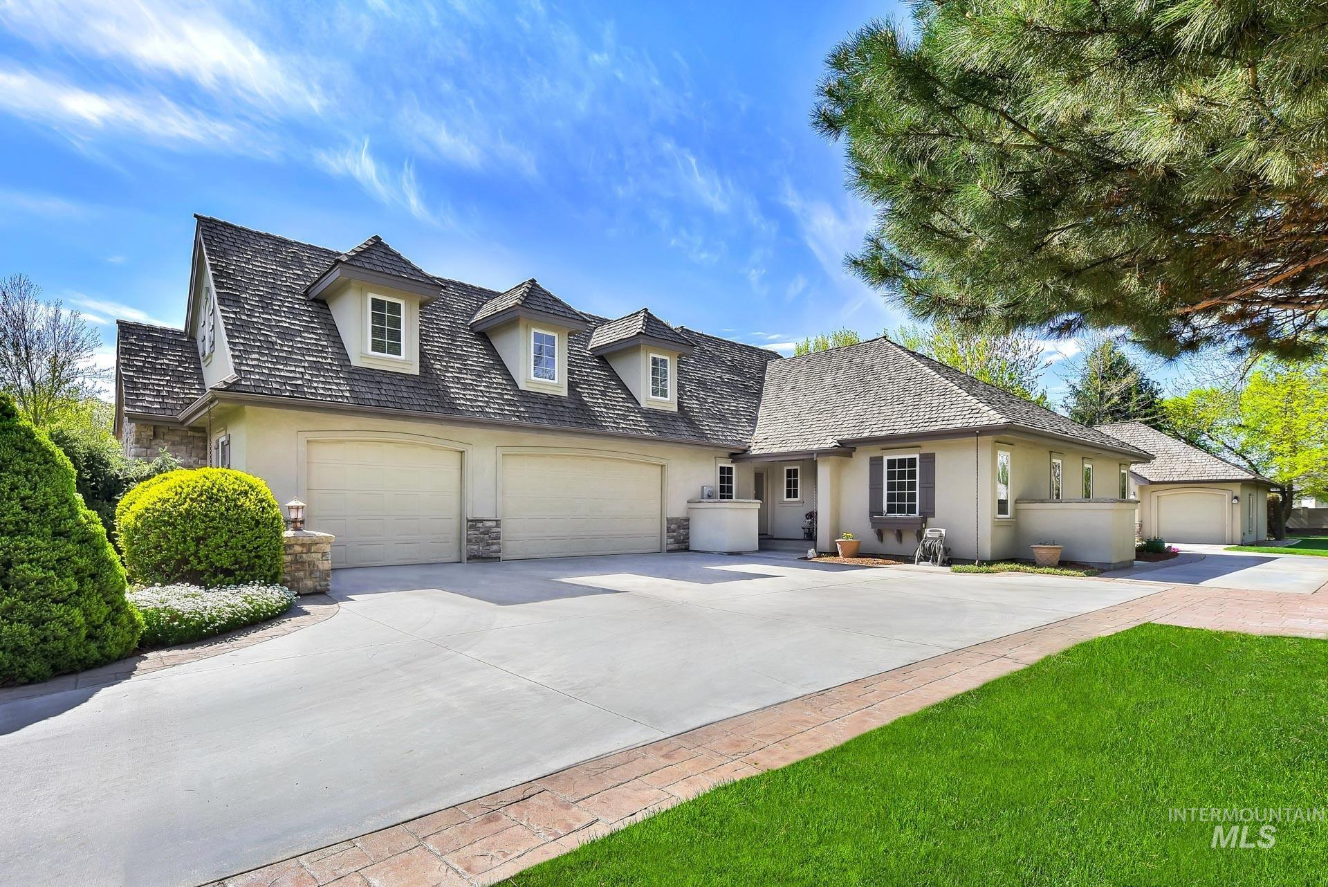 3011 W Balata Ct