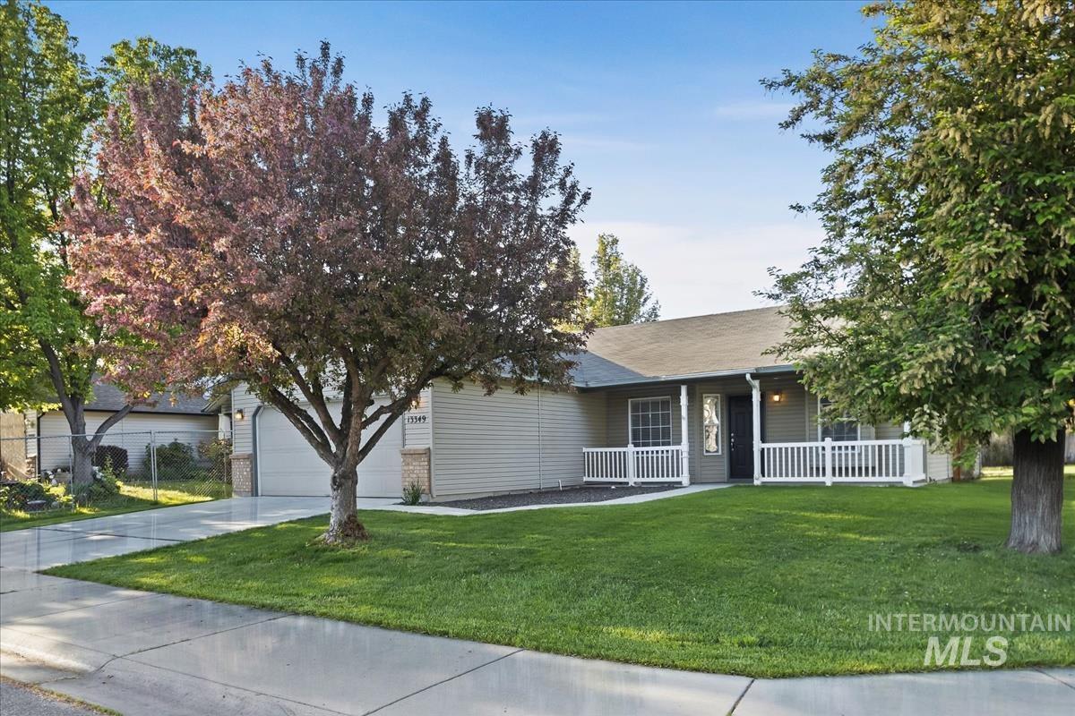 13349 Foxfire Ct