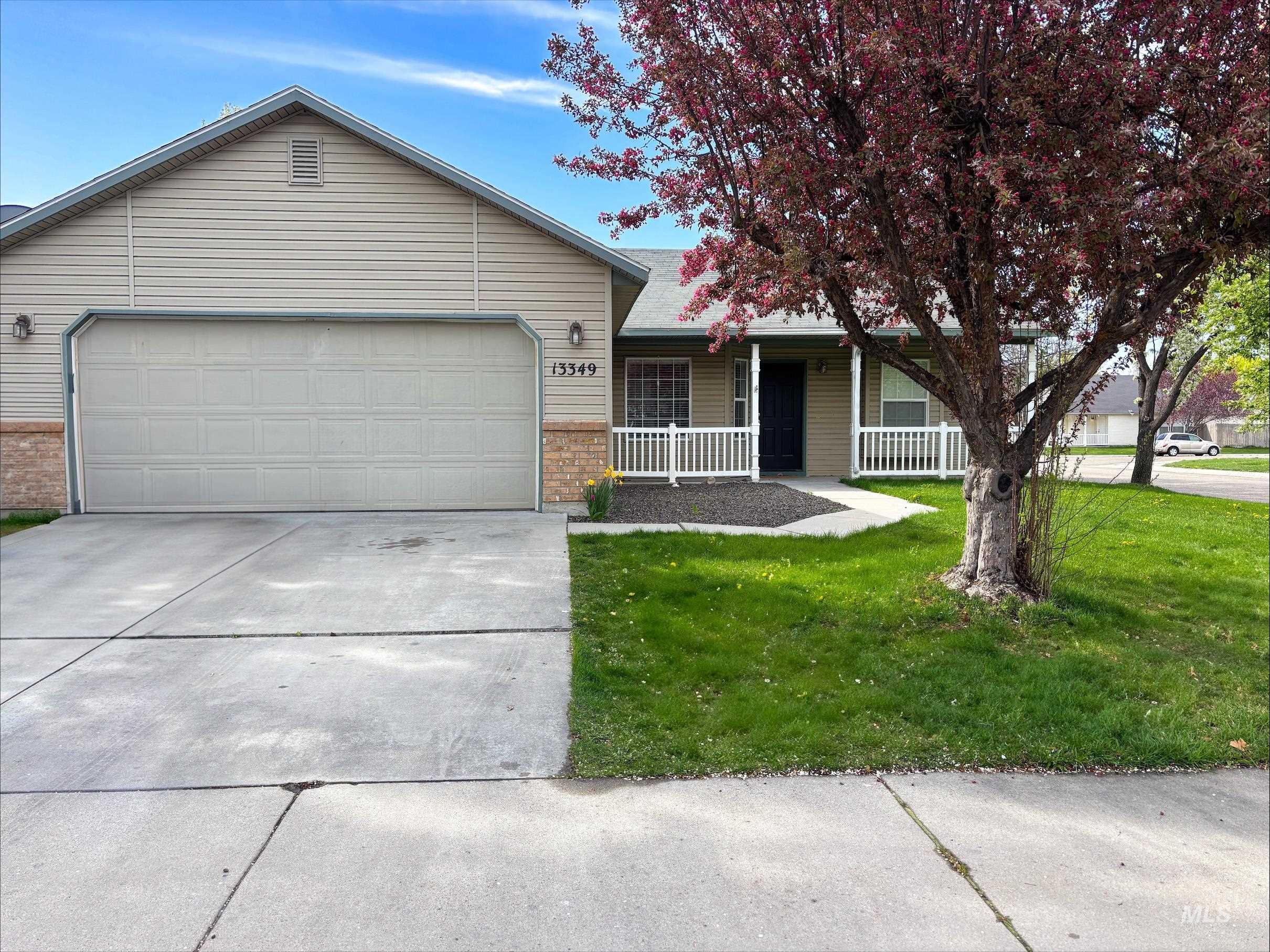 13349 Foxfire Ct