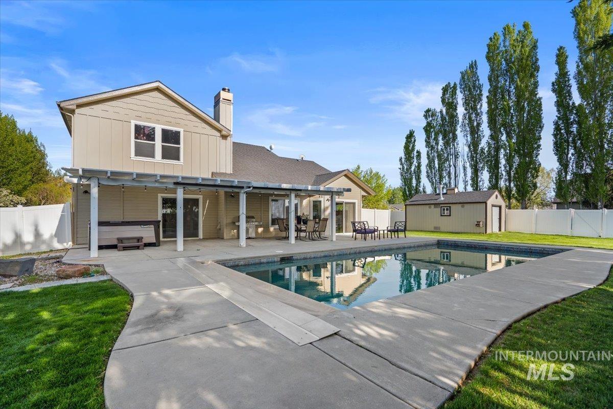8284 Sage Run Lane