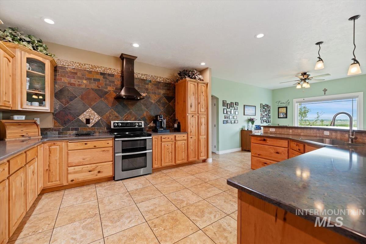 2492 W South Slope Rd