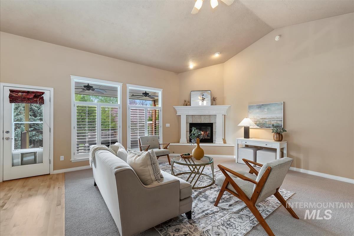 10583 N Sagecrest Pl