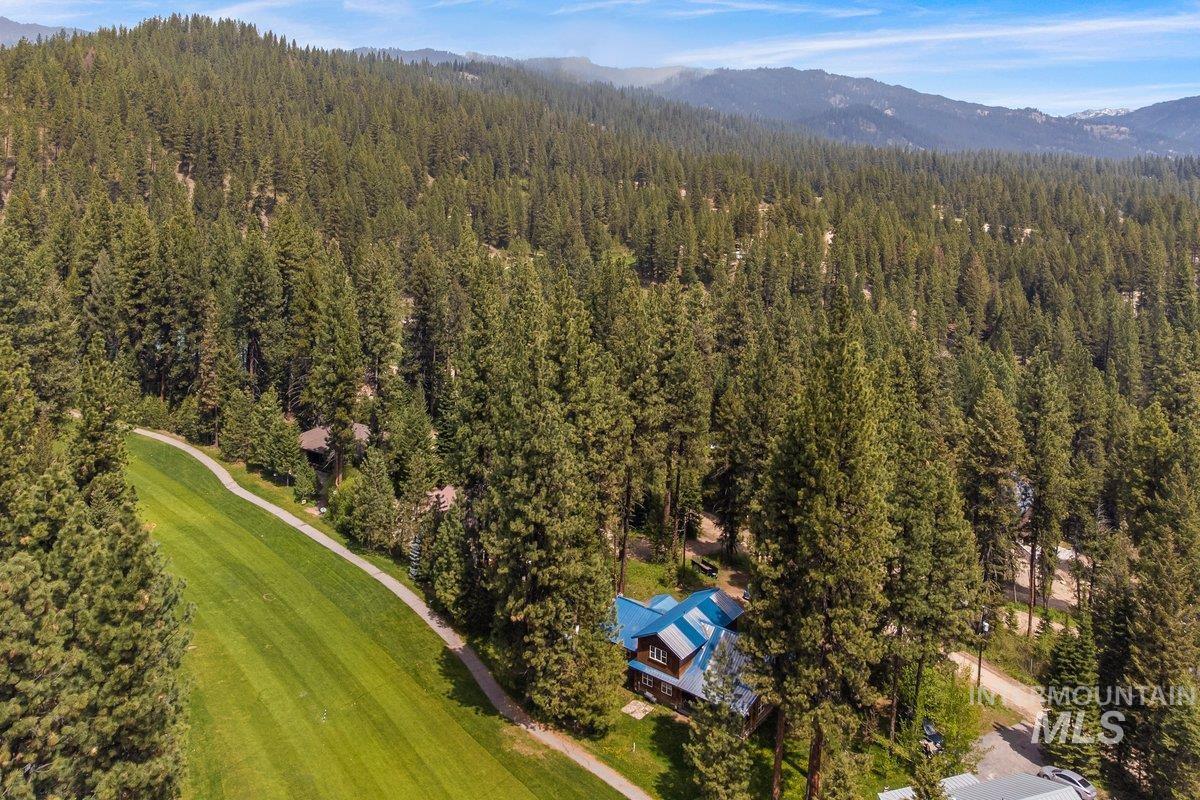 14 Sunrise Dr